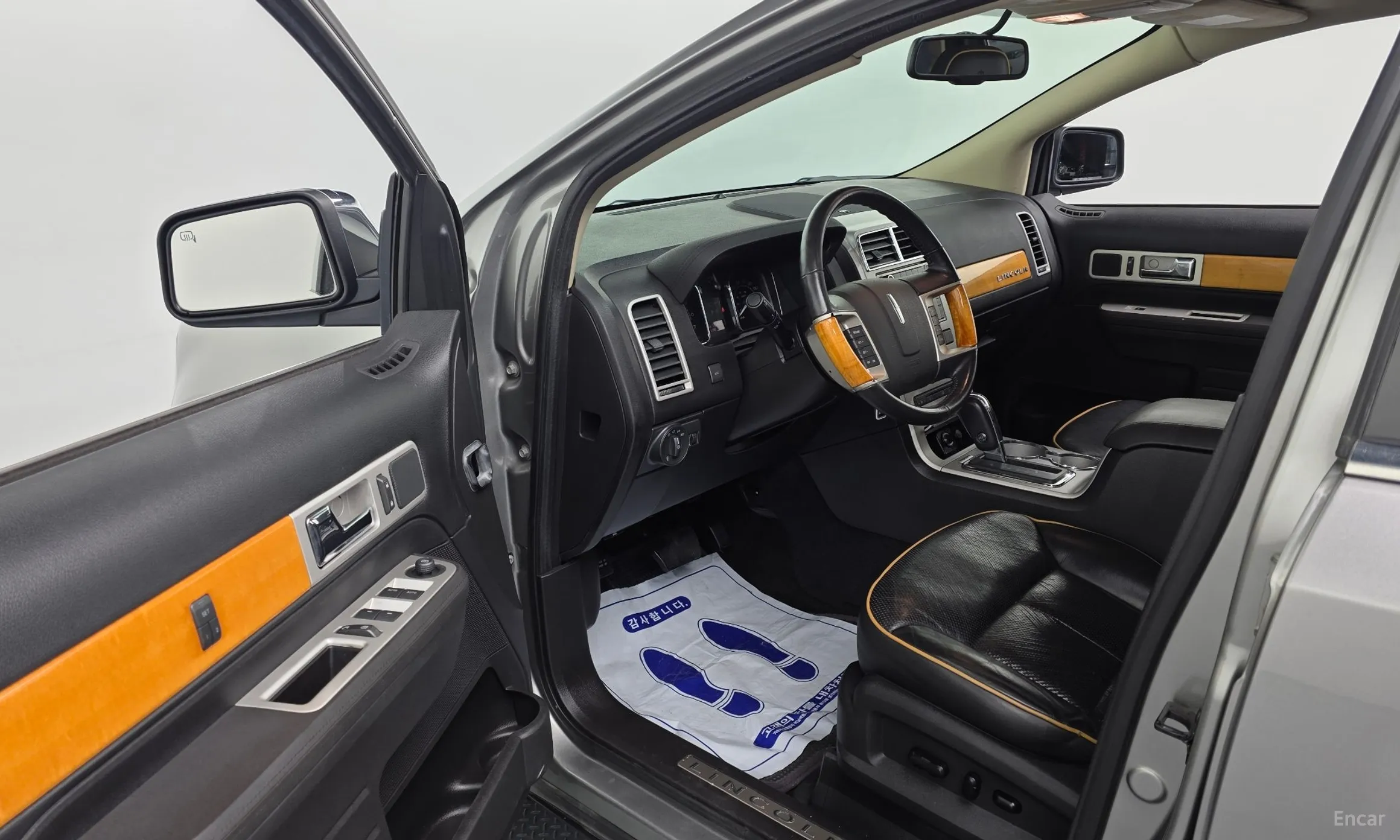 Lincoln MKX превью 10