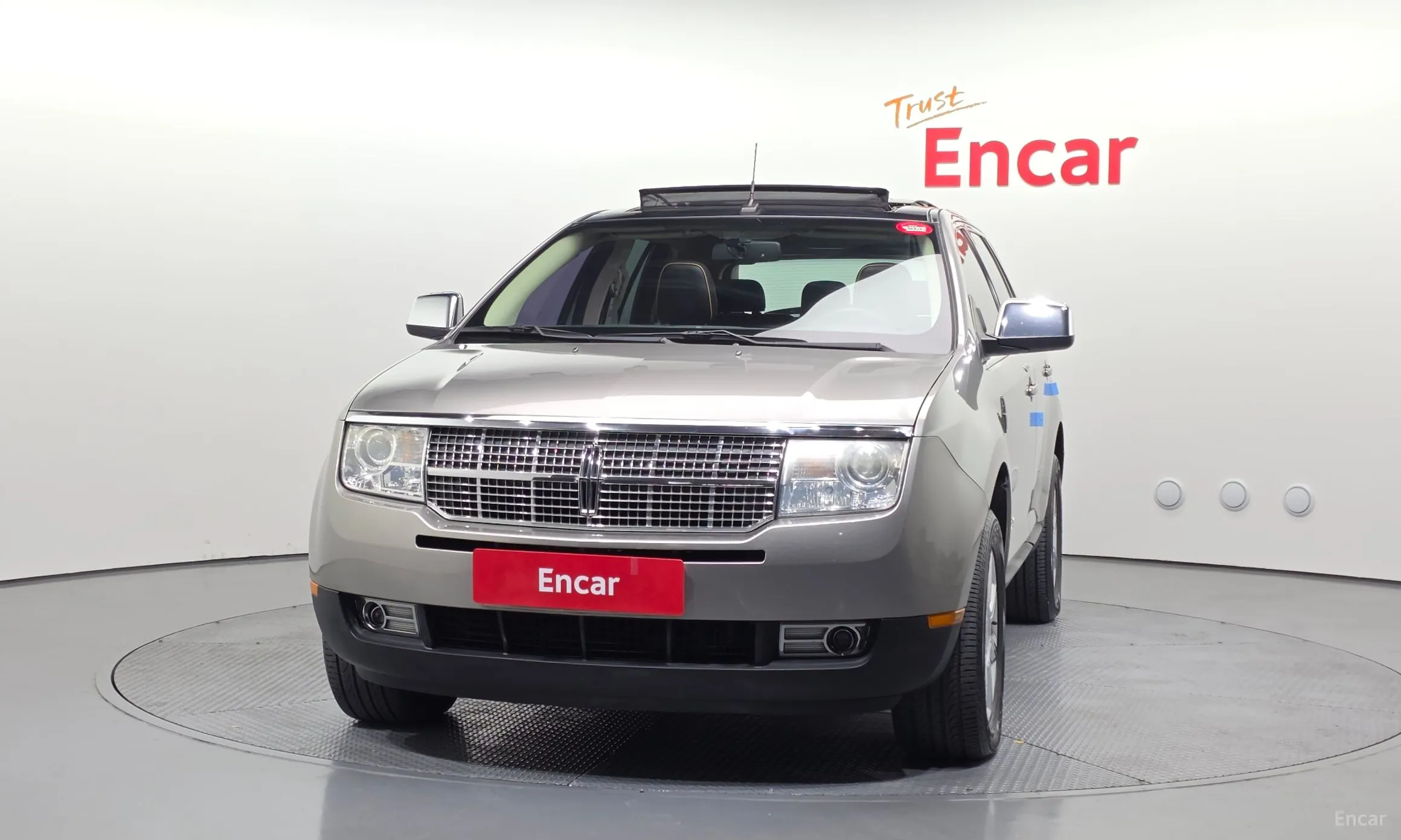 Lincoln MKX превью 3