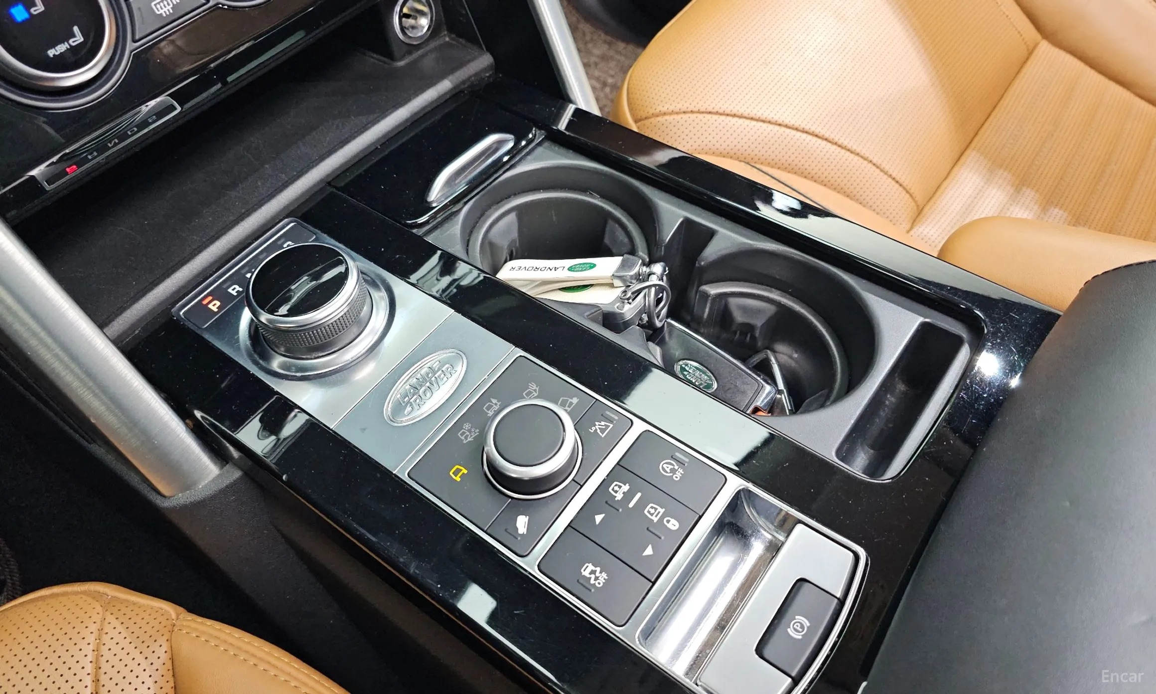 Land Rover Discovery 5 превью 9
