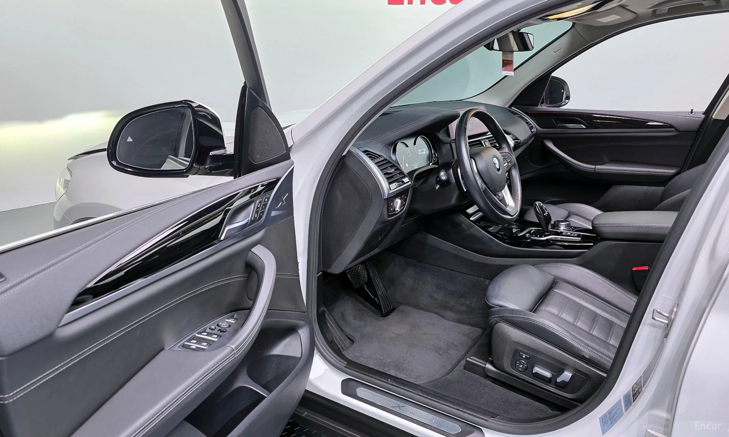 BMW X3 (G01) превью 10