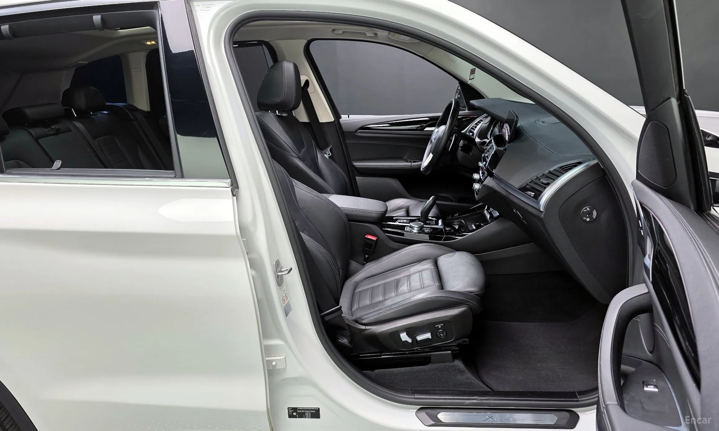 BMW X3 (G01) превью 12