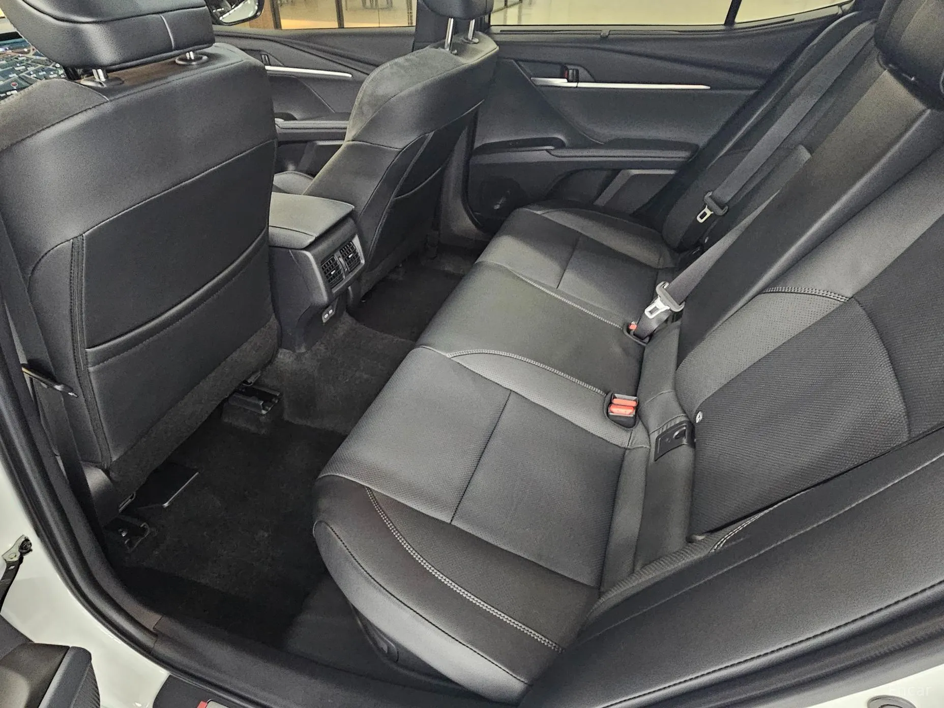 Toyota Camry (XV80) превью 15