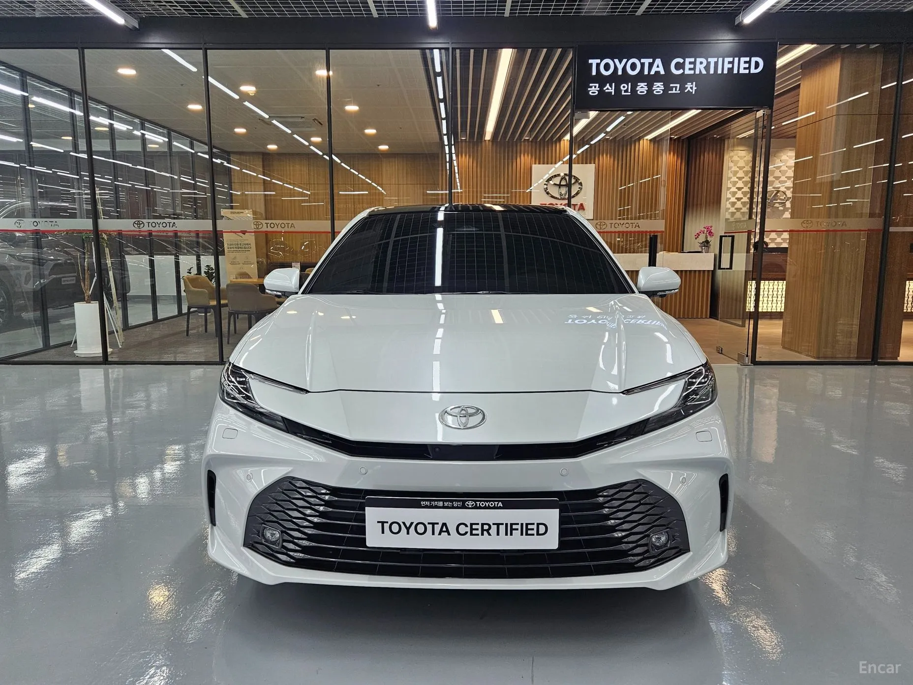 Toyota Camry (XV80) превью 3