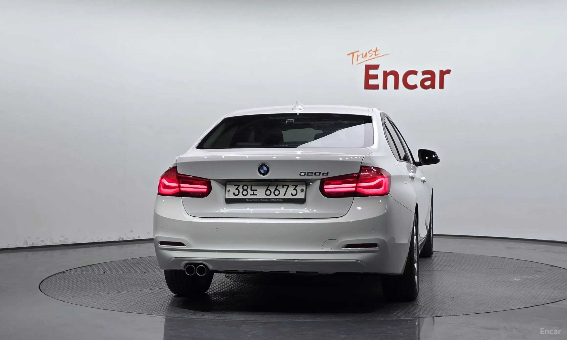 BMW 3 Series (F30) превью 4