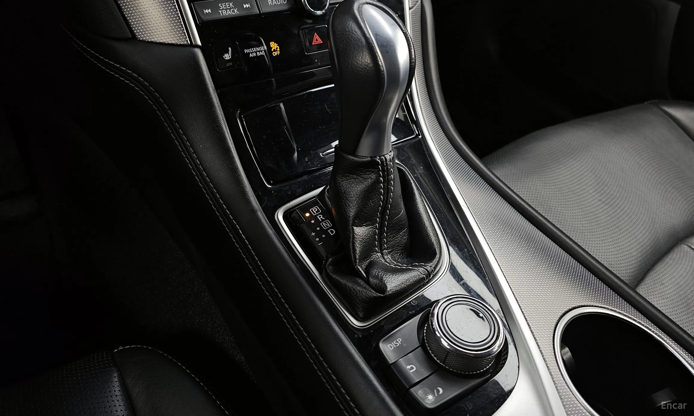 Infiniti Q50 превью 9