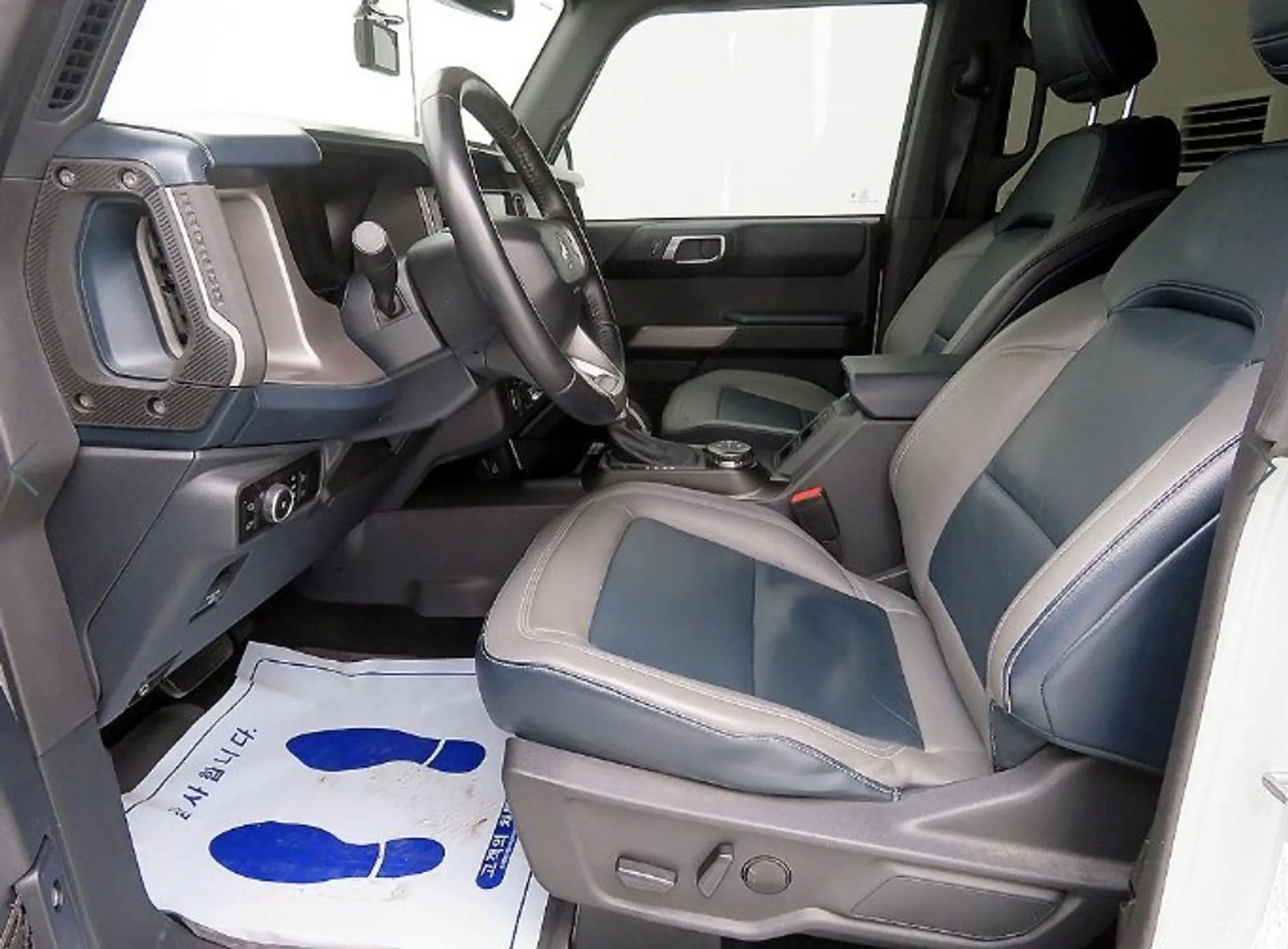 Ford Bronco 6th Generation превью 7