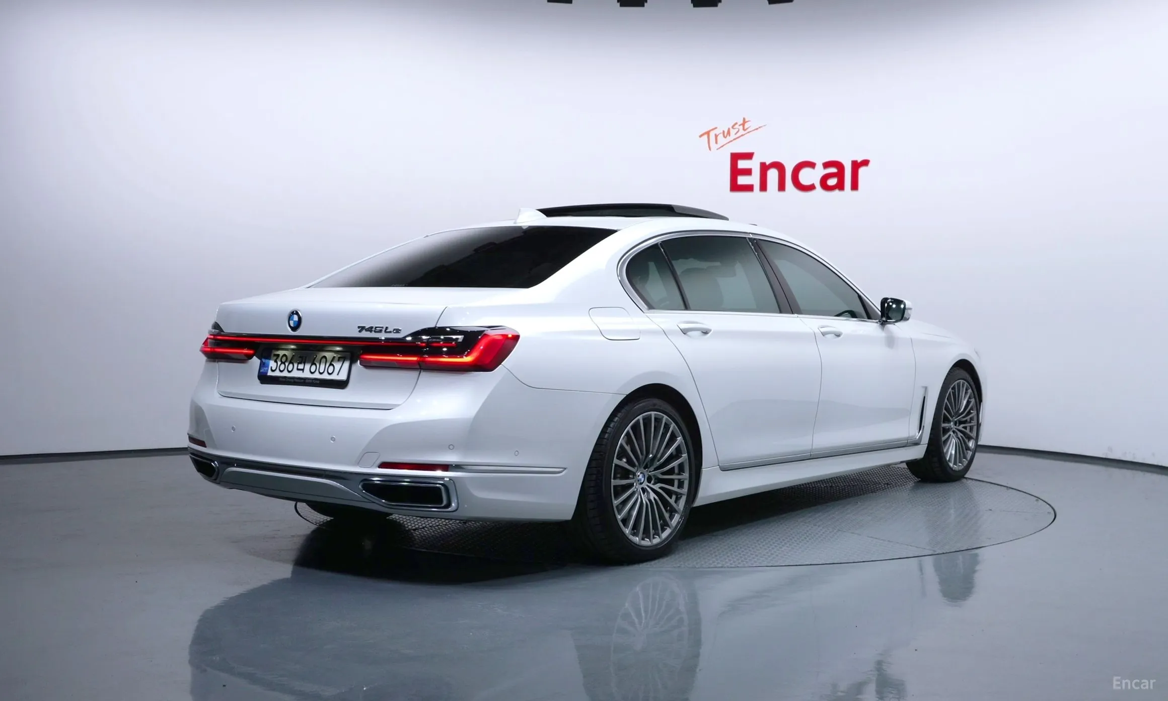 BMW 7 Series (G11)