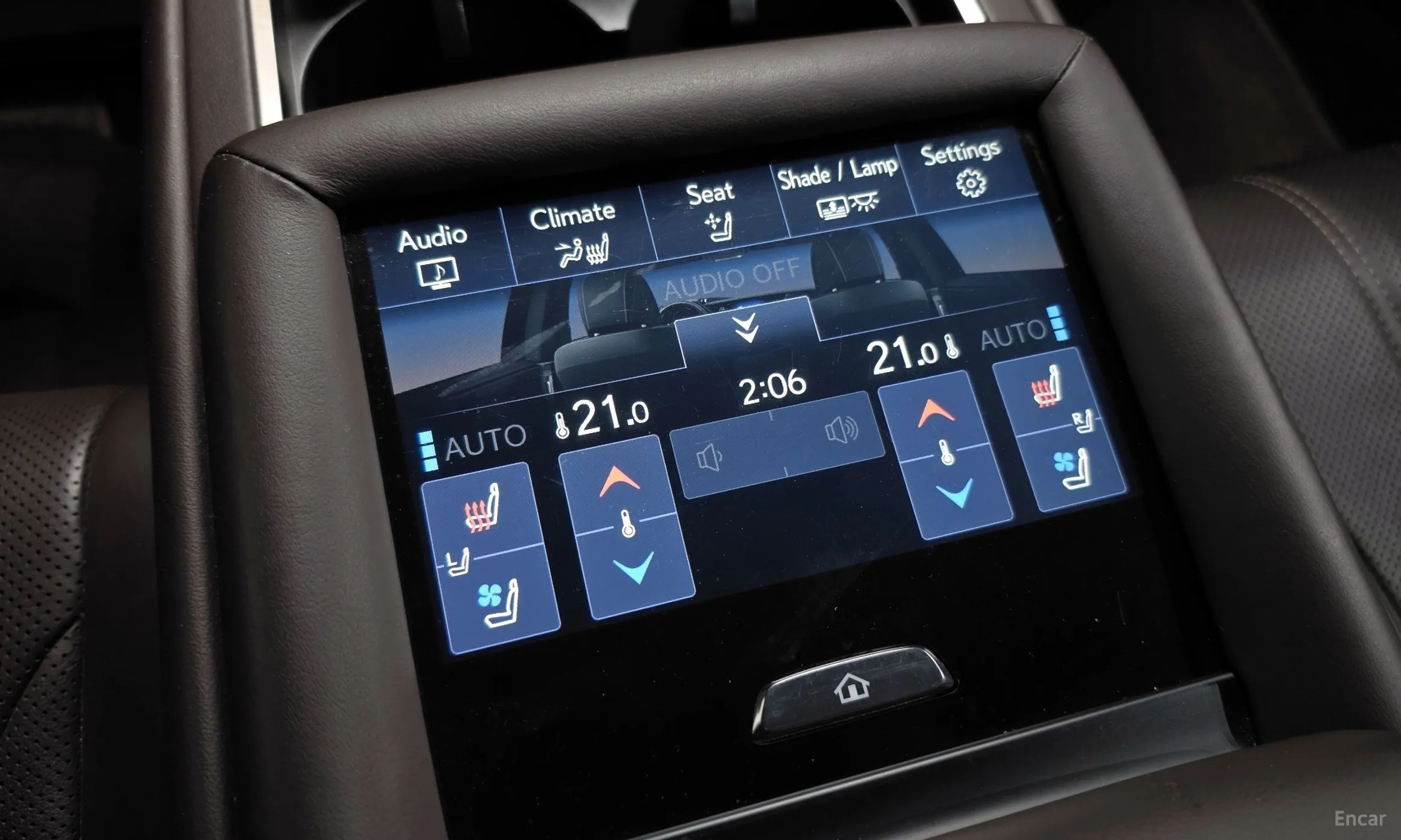 Lexus LS500h Gen 5 превью 18