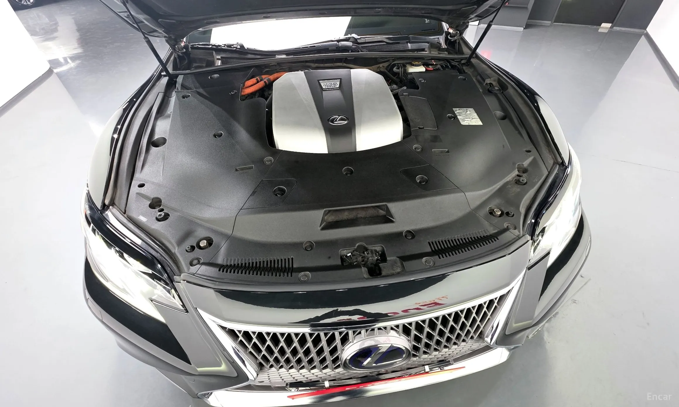 Lexus LS500h Gen 5 превью 6