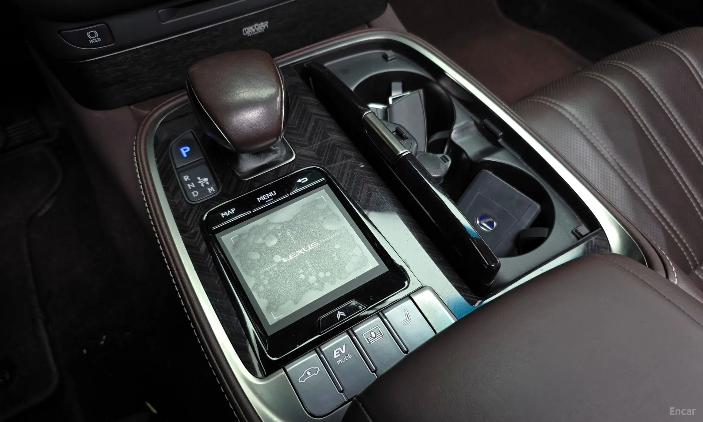 Lexus LS500h Gen 5 превью 9