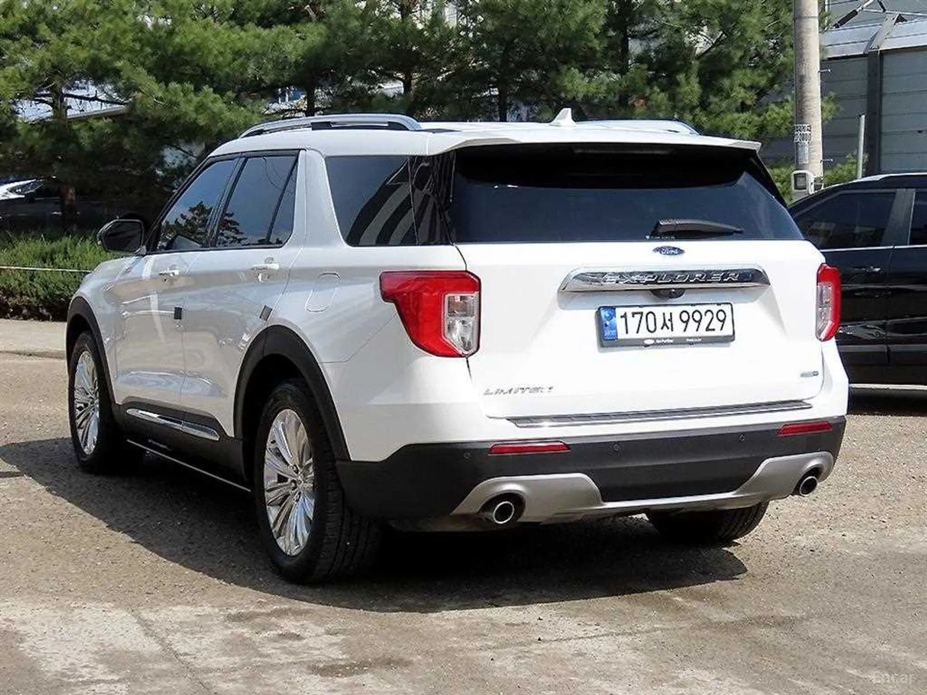 Ford Explorer 6th Generation превью 3