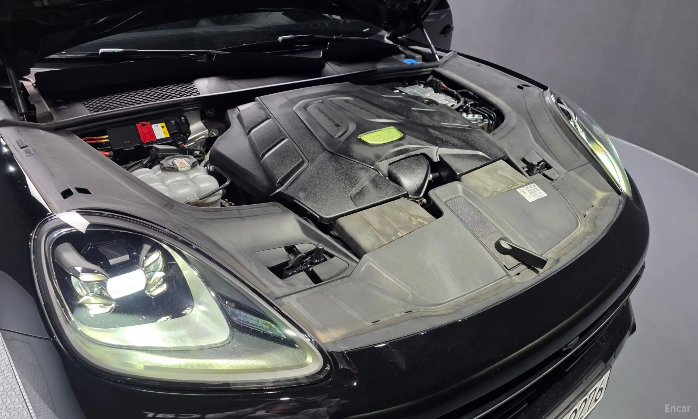 Porsche Cayenne (PO536) превью 6