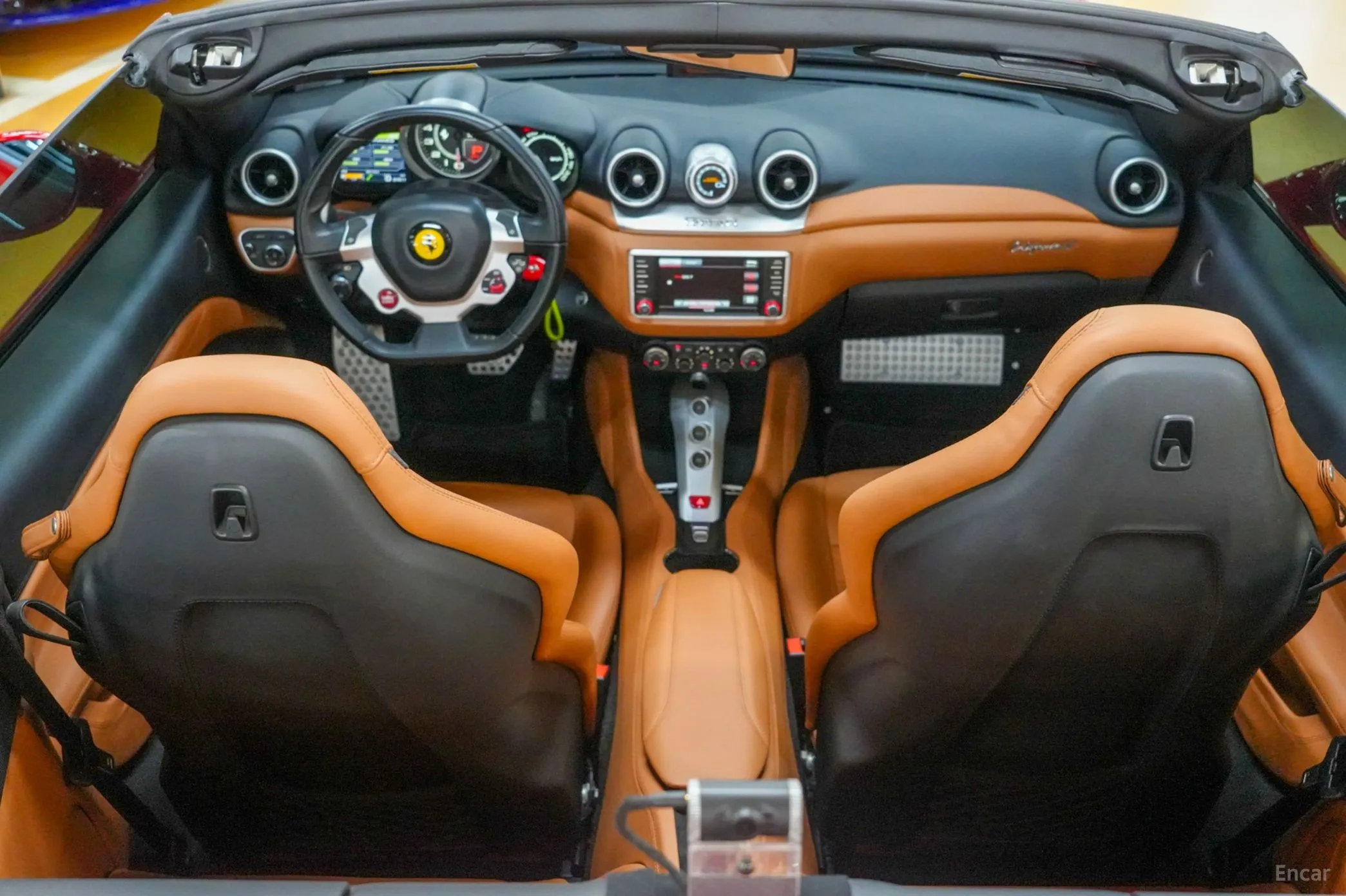 Ferrari California превью 14