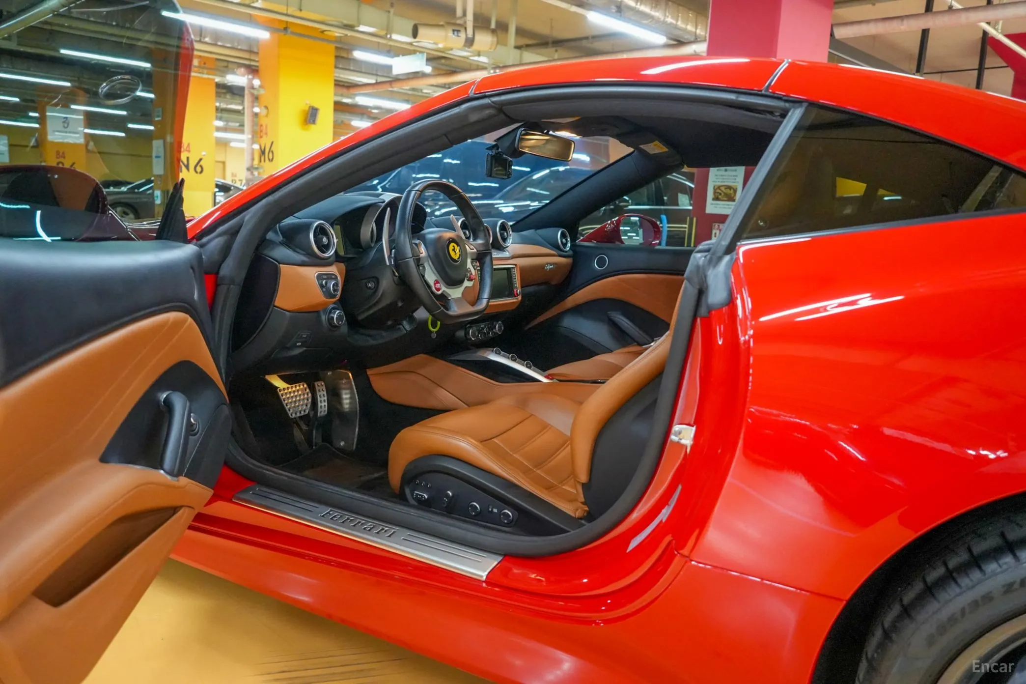 Ferrari California превью 20