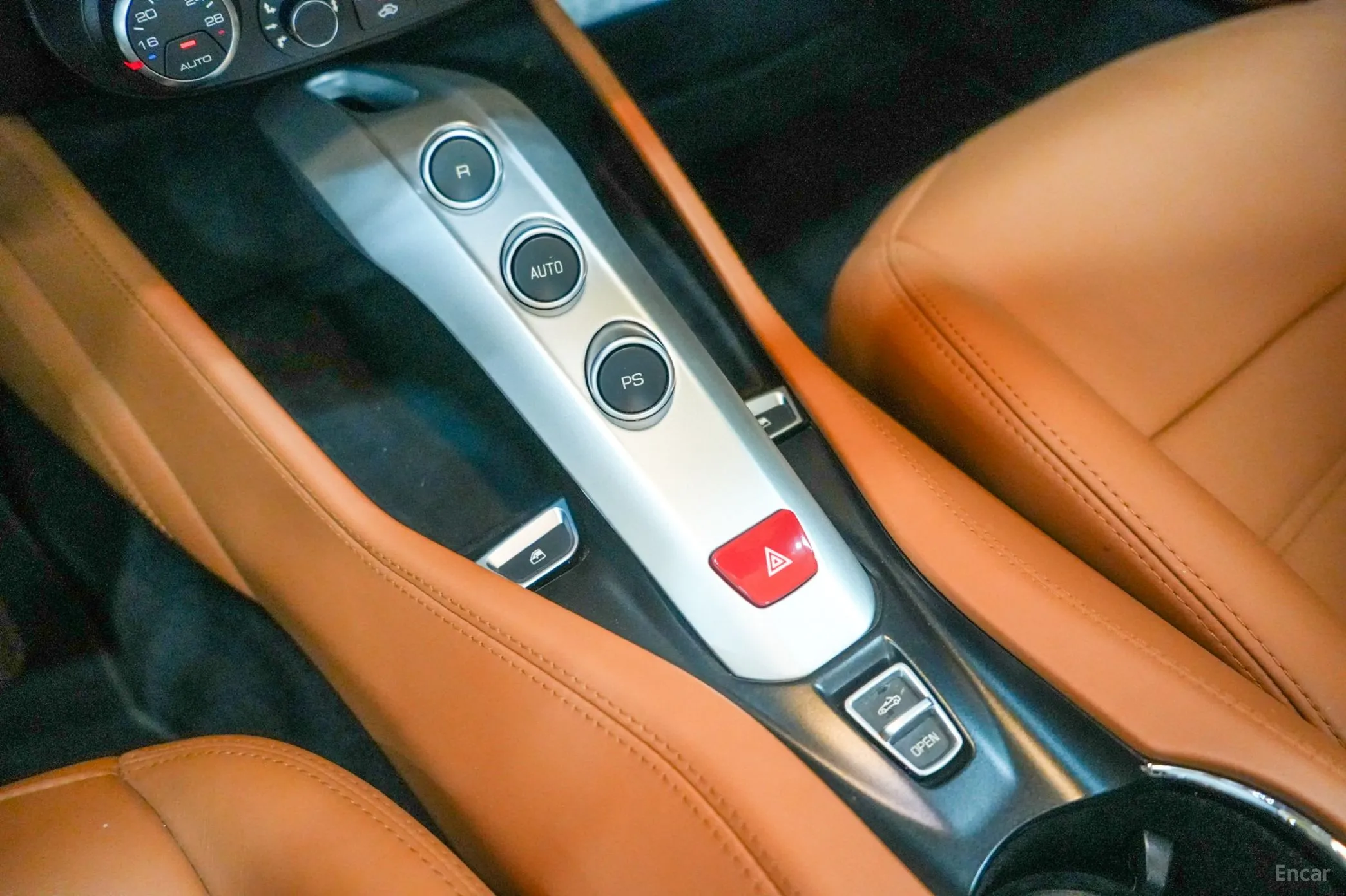 Ferrari California превью 9