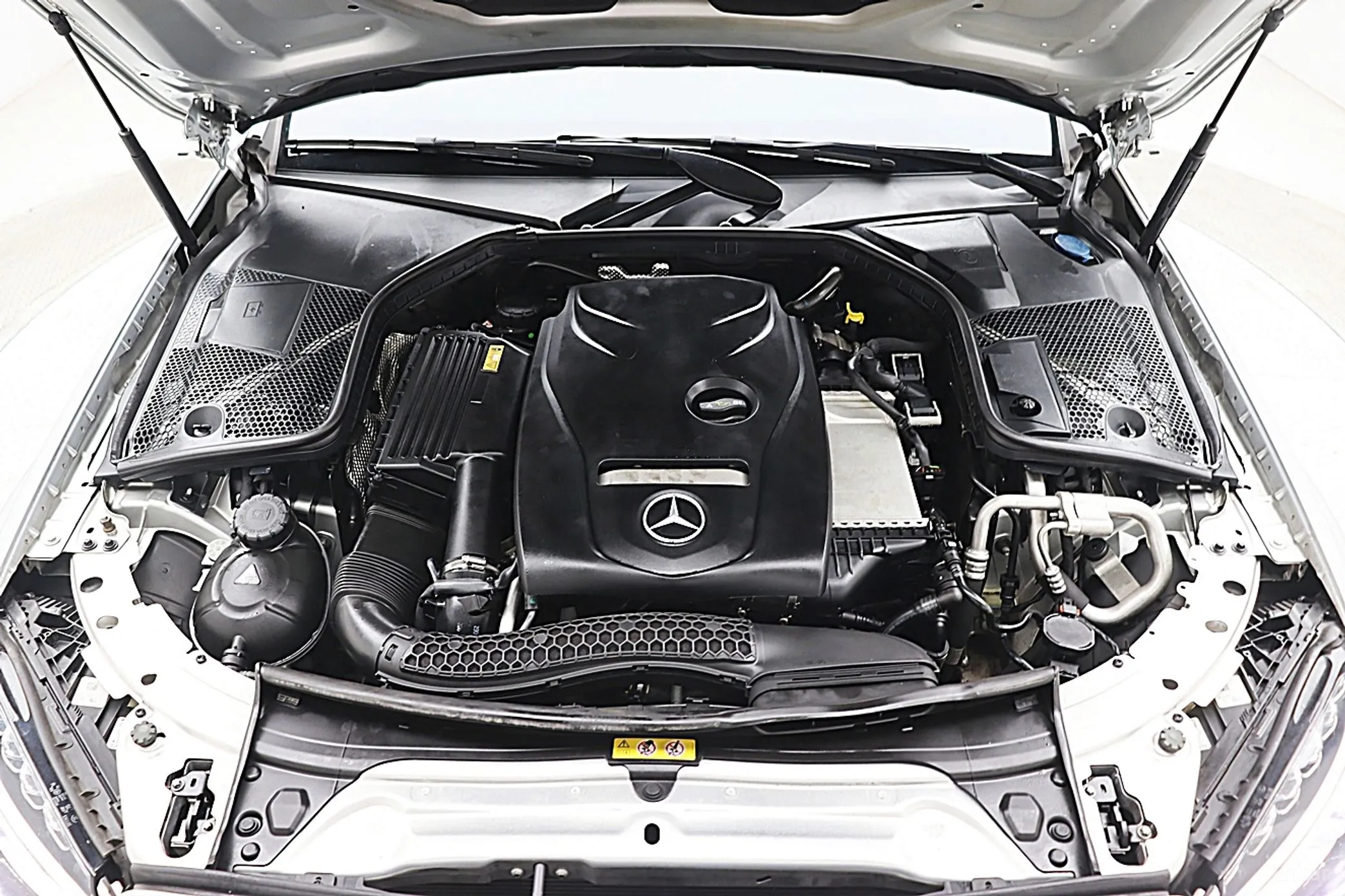 Mercedes Benz C-Class W205 превью 10