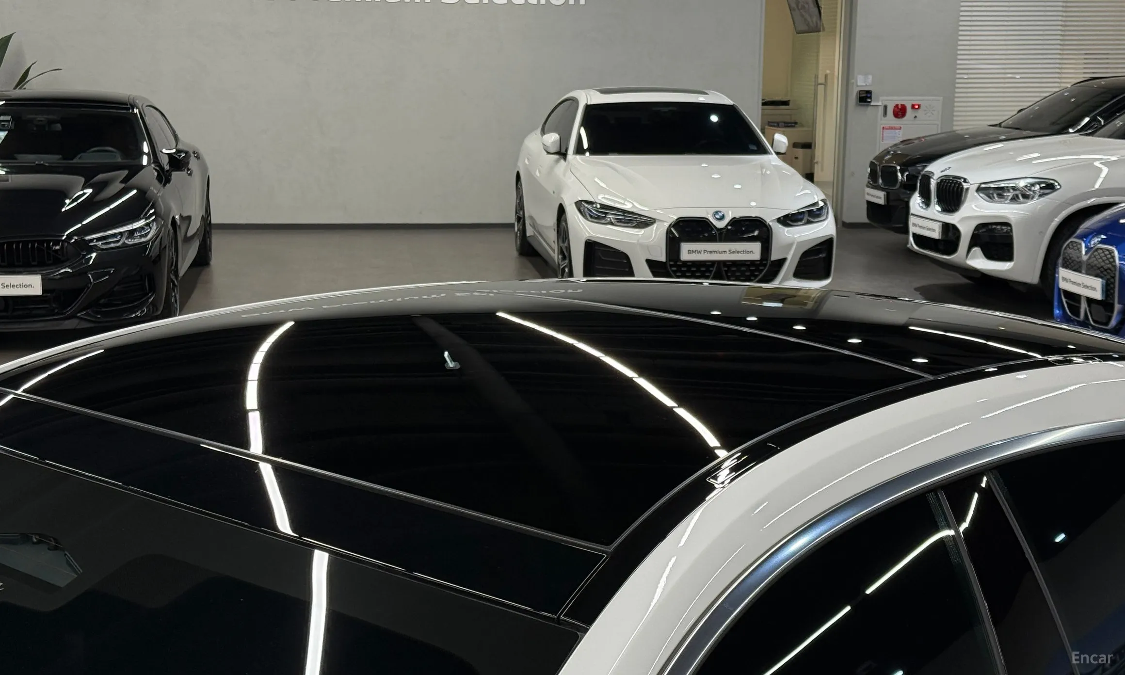 BMW 8-series (G15) превью 16