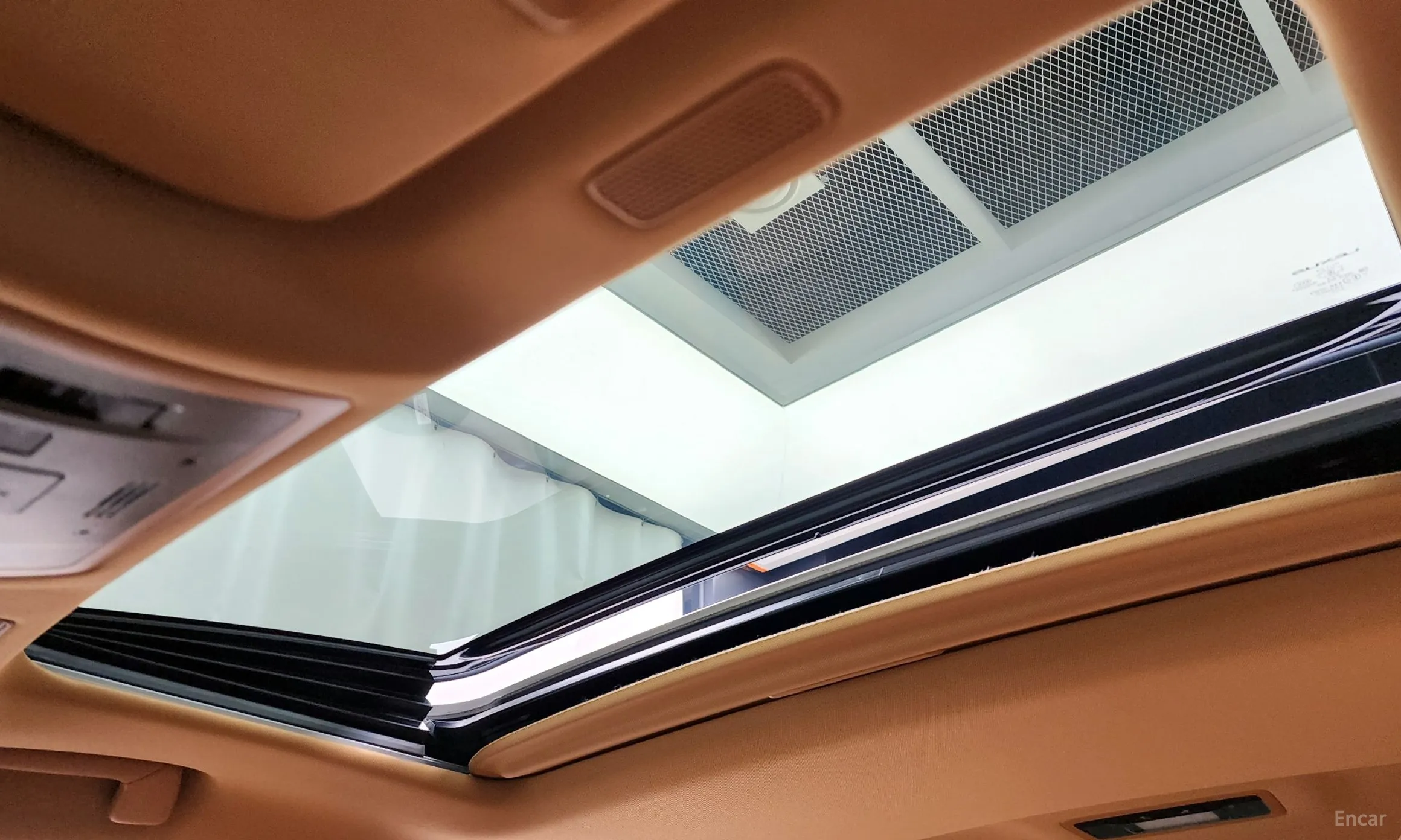 Lexus ES300h 7th Generation превью 18
