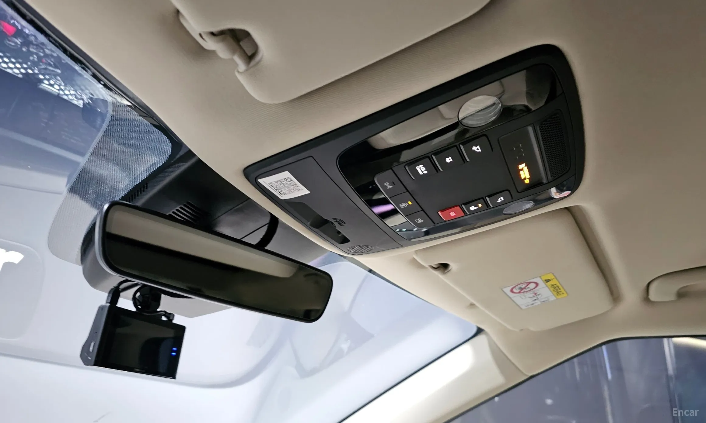 Kia Carnival Gen 4 превью 16