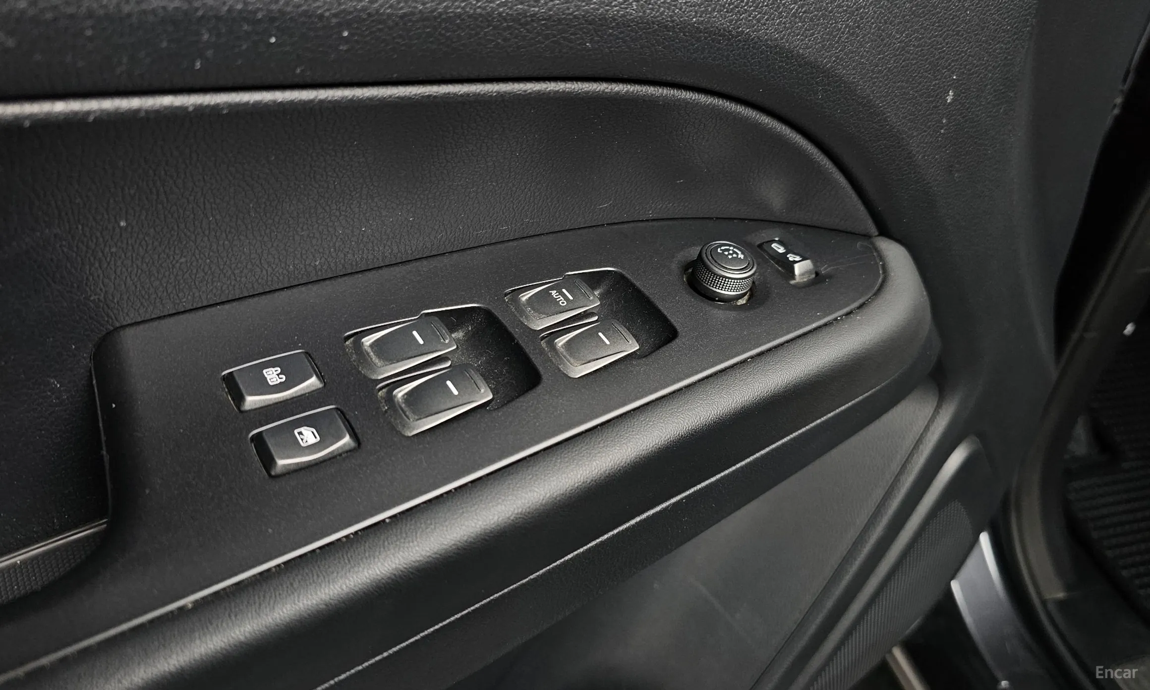 KG Mobility (SsangYong) Rexton Sports Khan превью 16