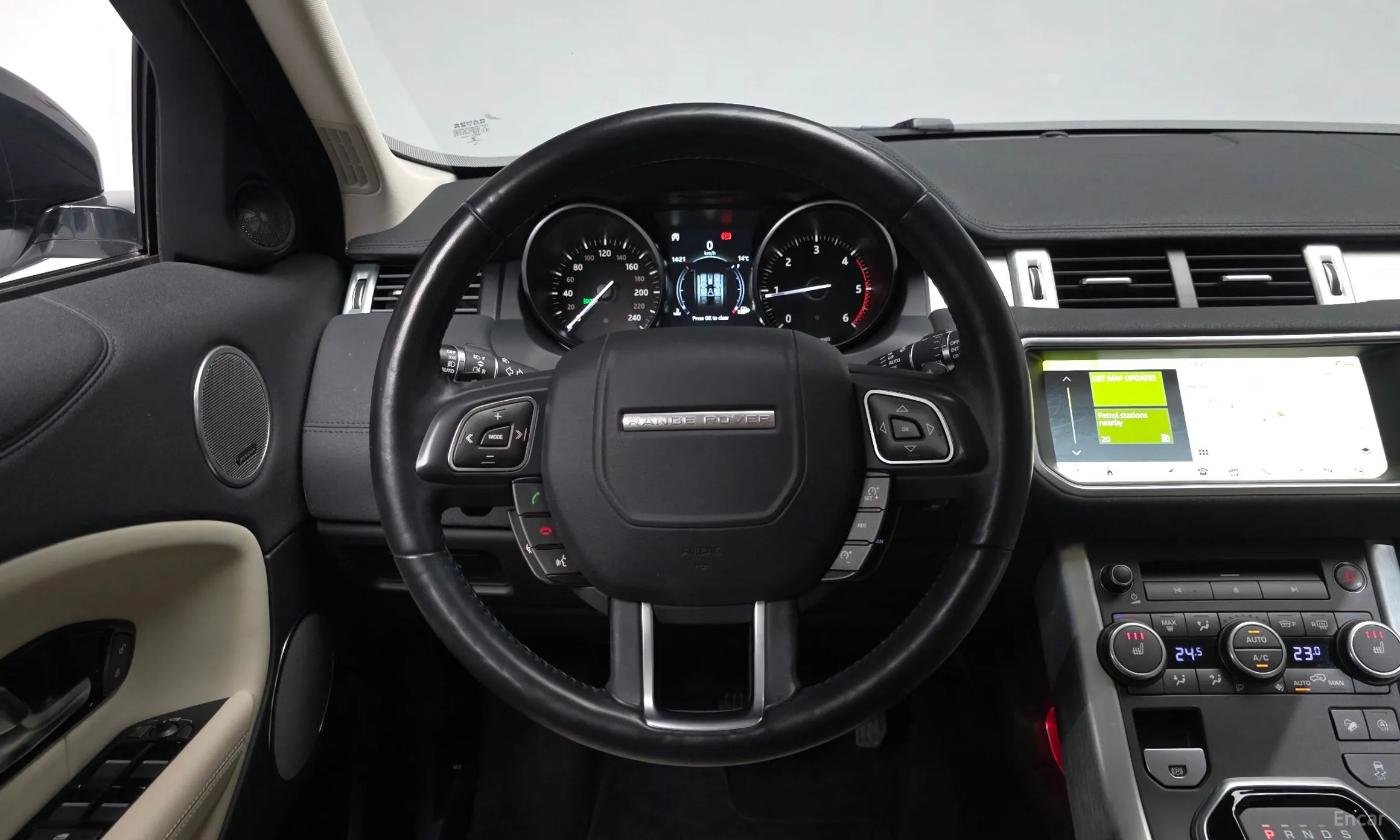 Land Rover Range Rover Evoque превью 12