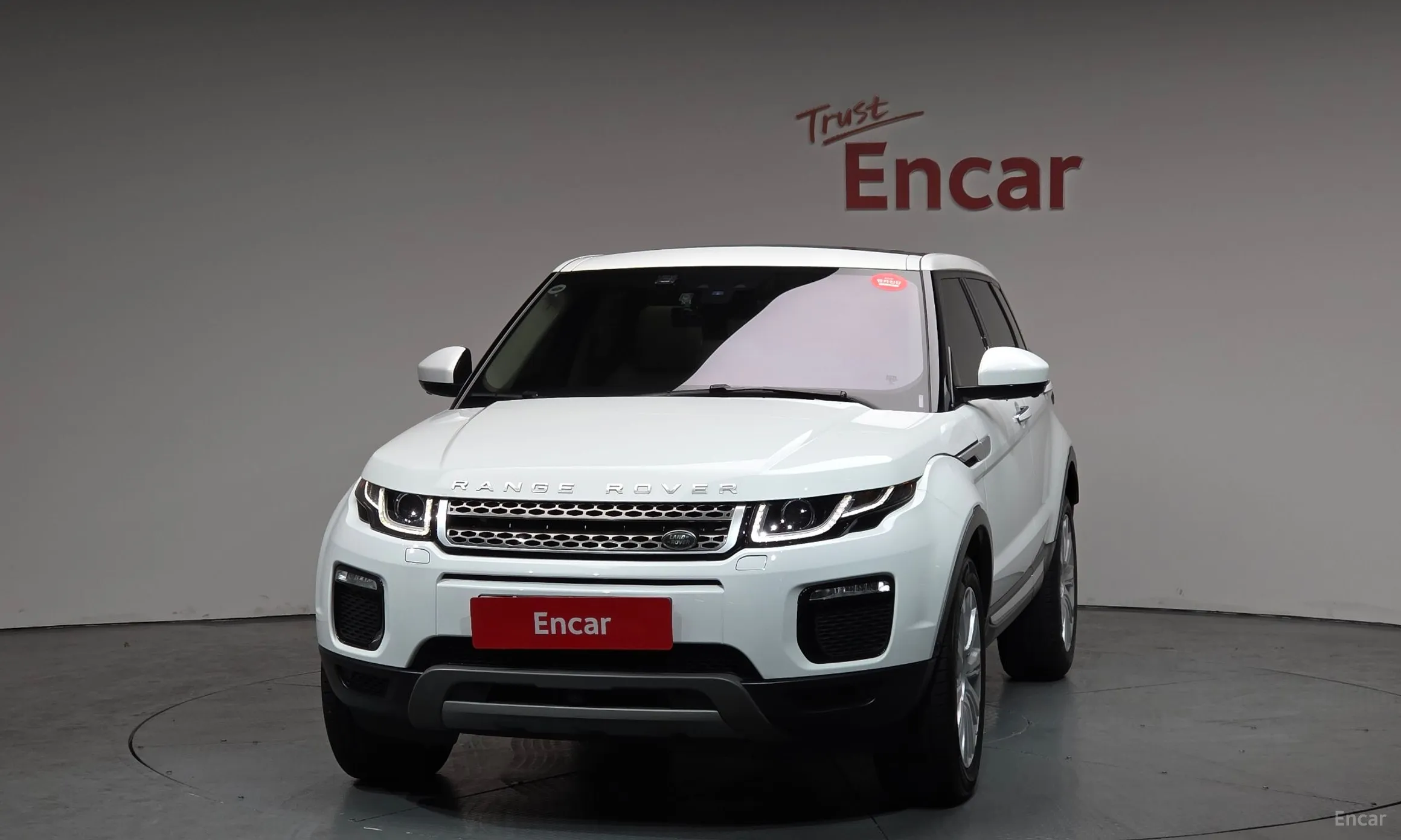 Land Rover Range Rover Evoque превью 3