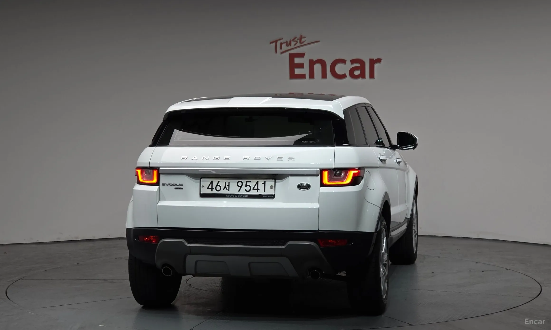 Land Rover Range Rover Evoque превью 4