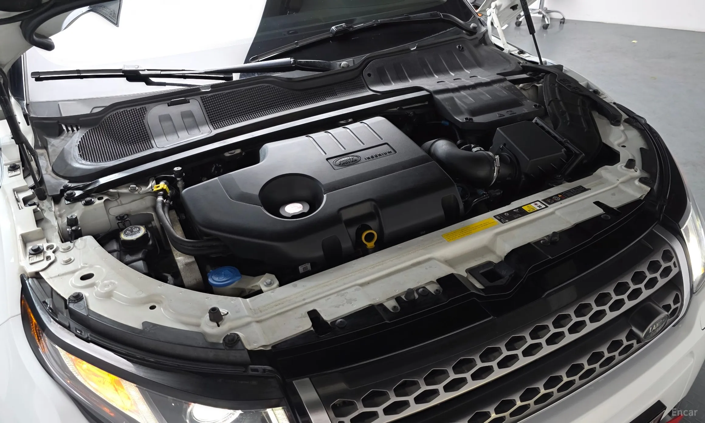 Land Rover Range Rover Evoque превью 6
