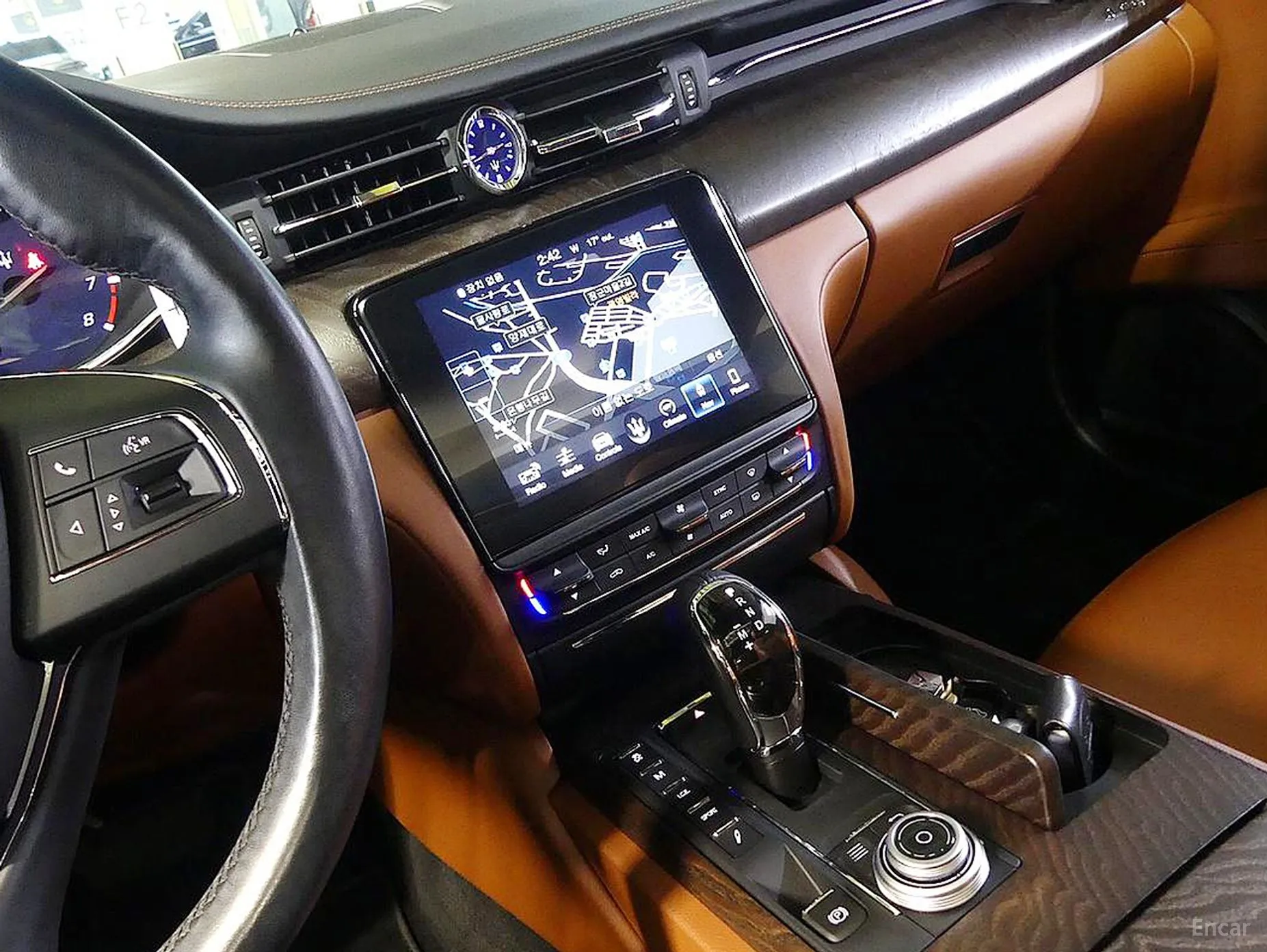 Maserati Quattroporte превью 13