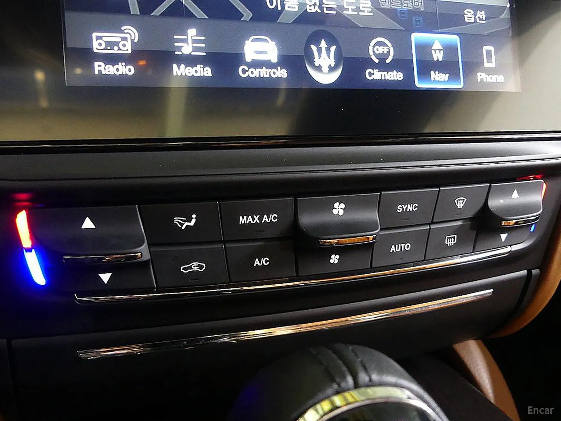 Maserati Quattroporte превью 14