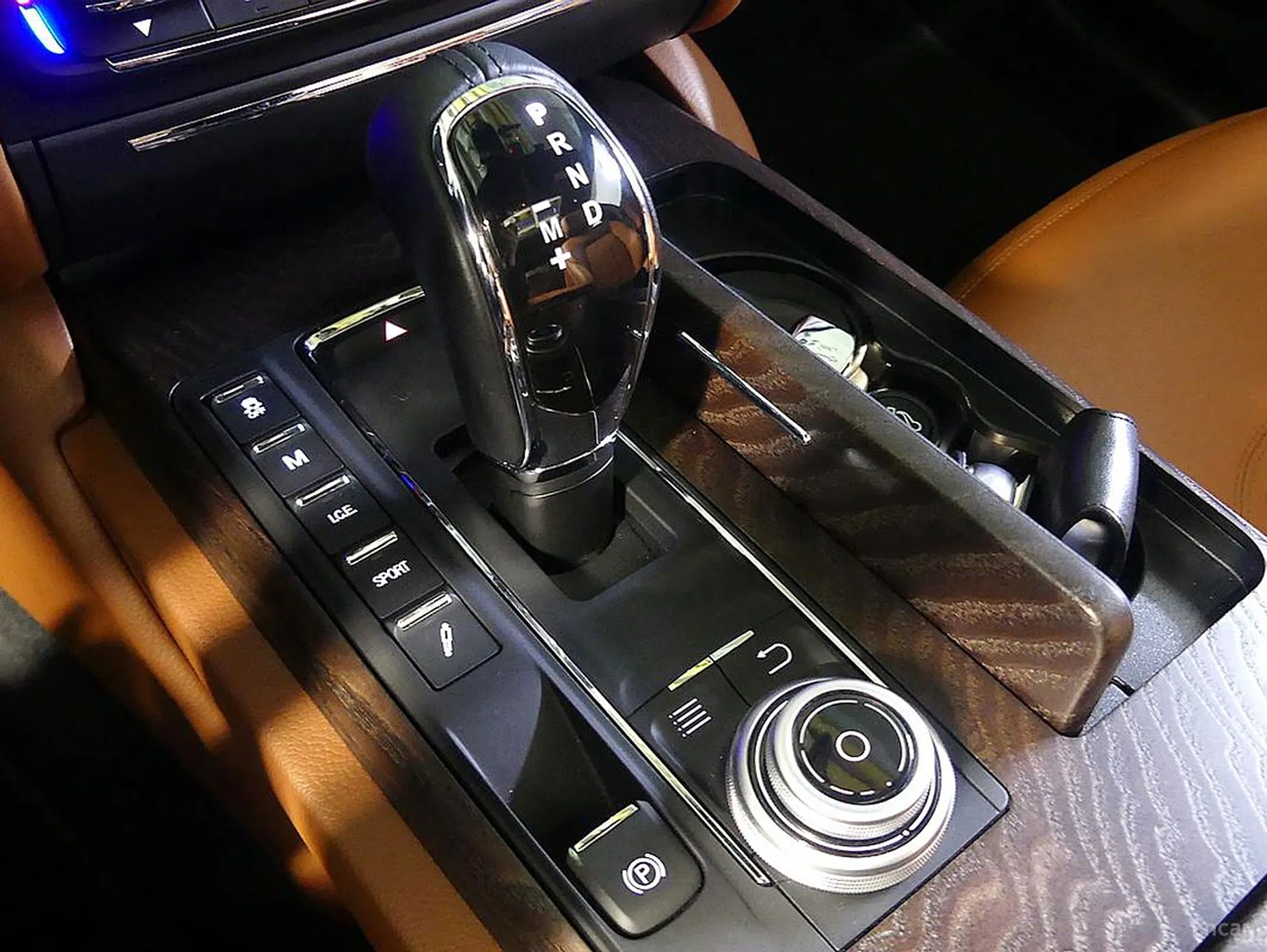 Maserati Quattroporte превью 15