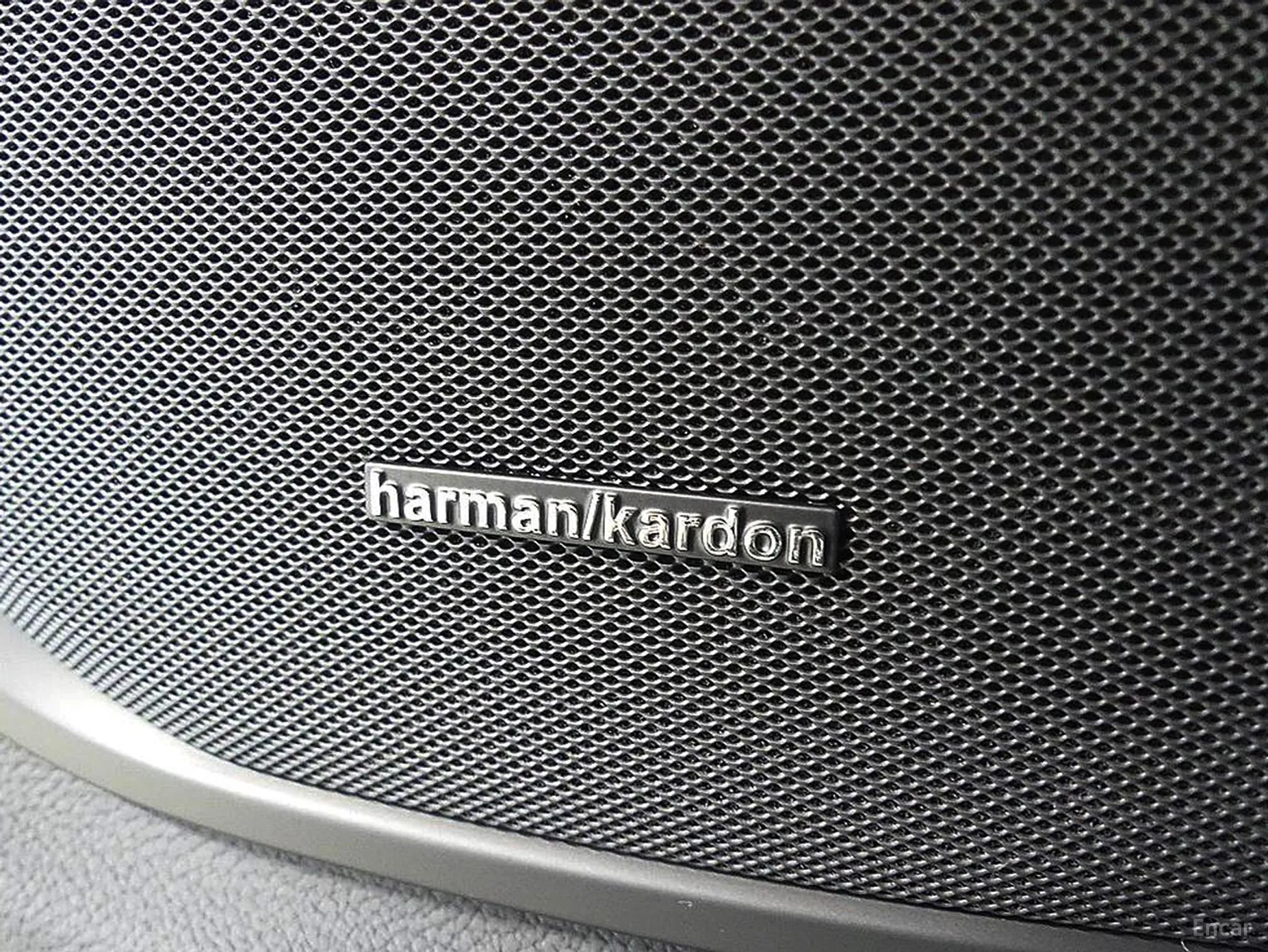 Maserati Quattroporte превью 18