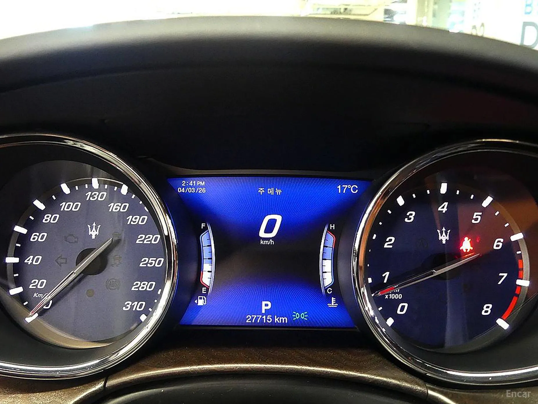 Maserati Quattroporte превью 8