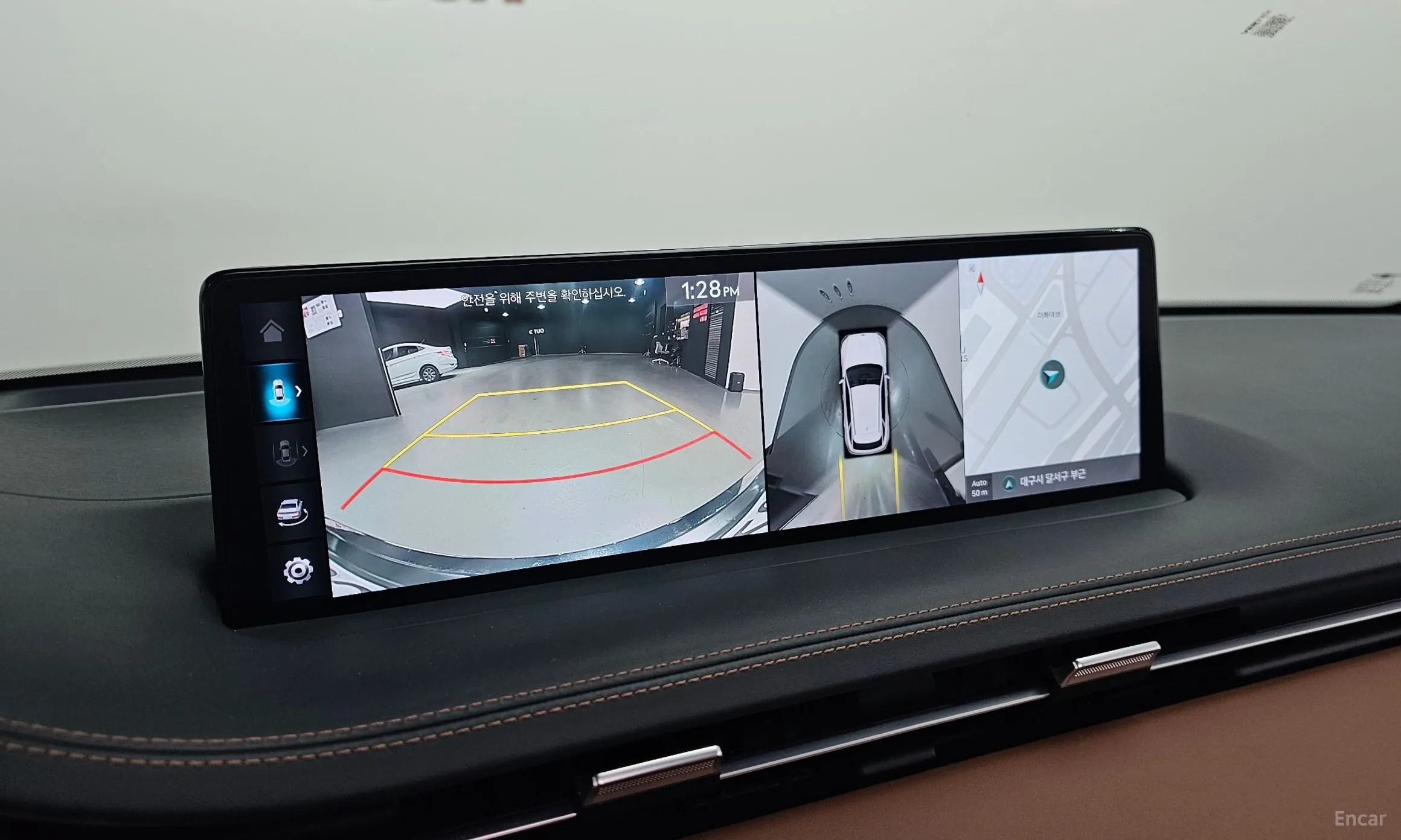 Genesis GV70 превью 14