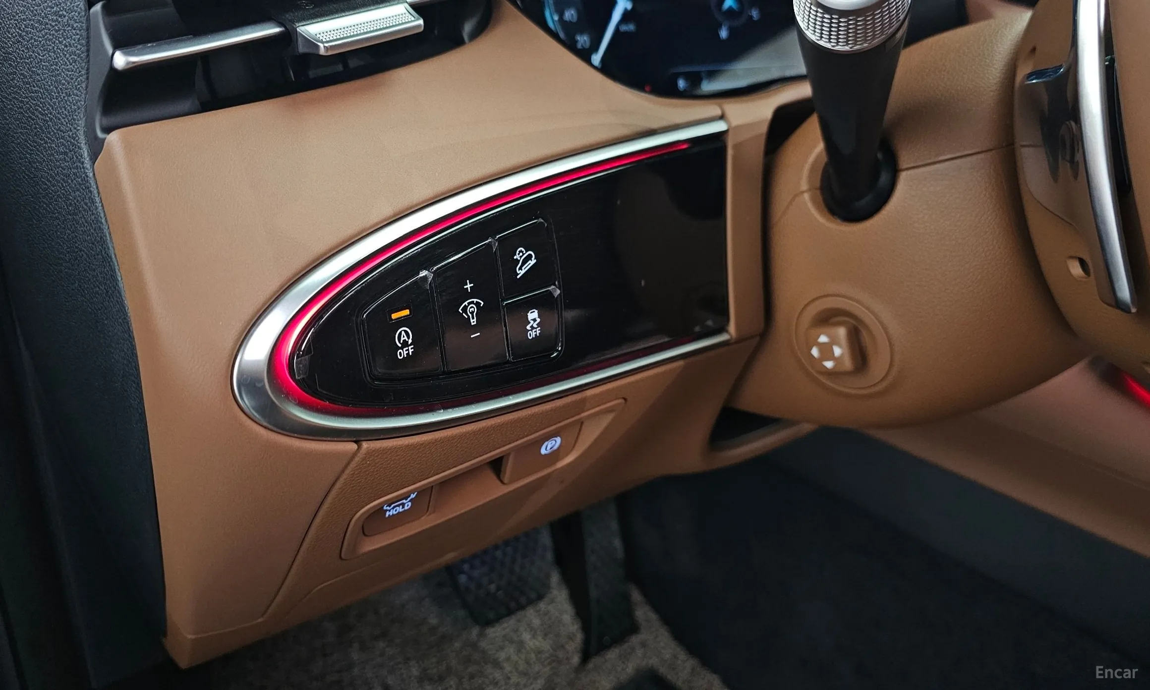 Genesis GV70 превью 15