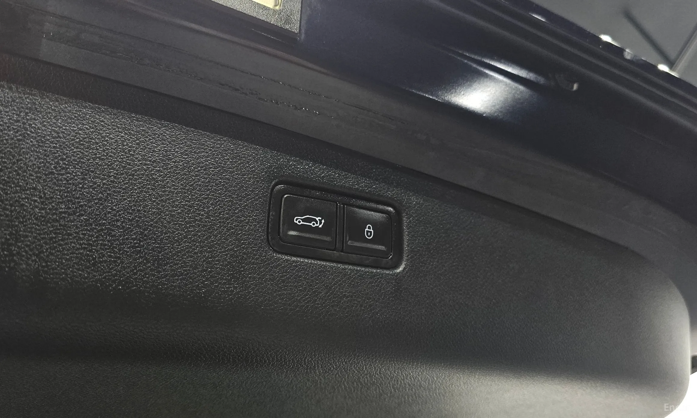 Genesis GV70 превью 16