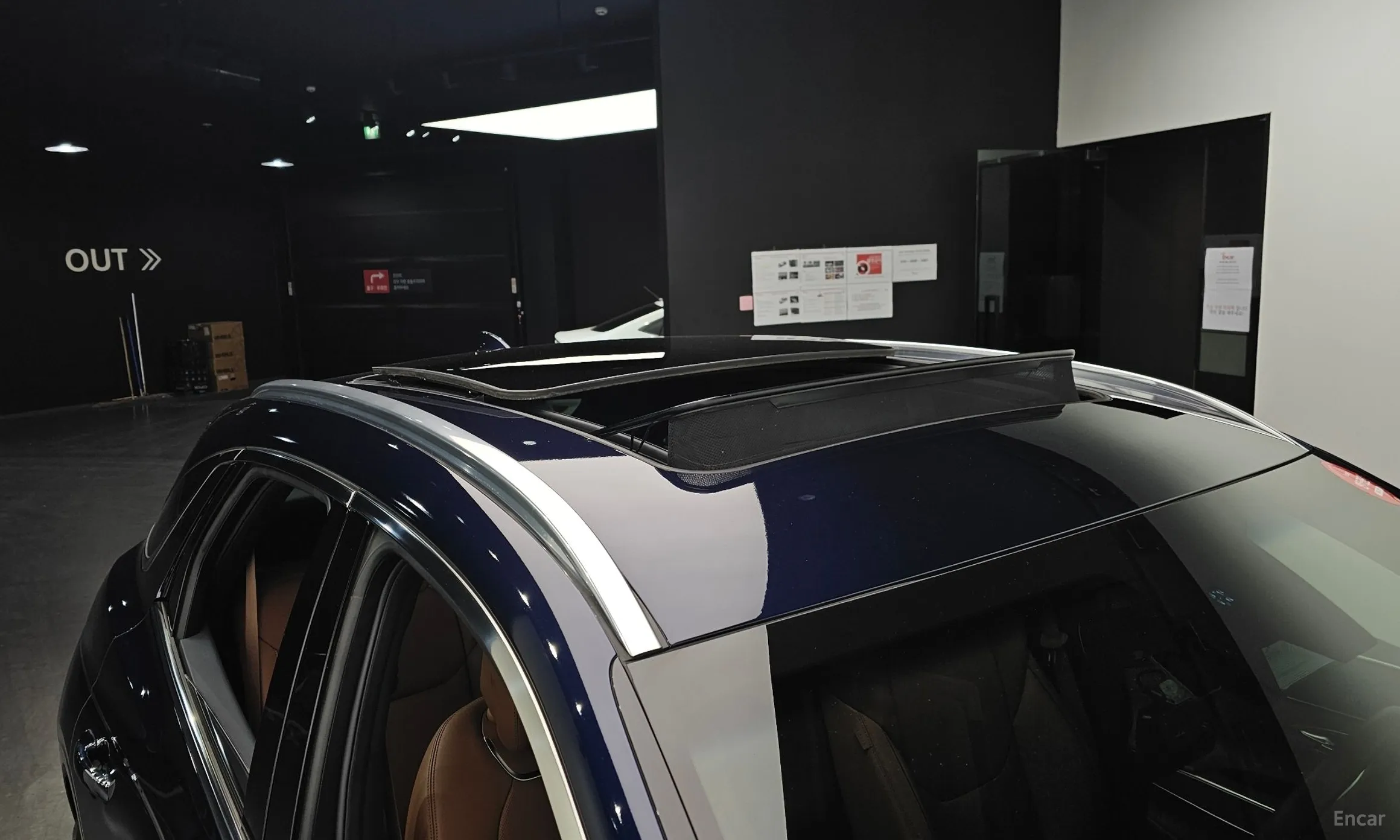 Genesis GV70 превью 20