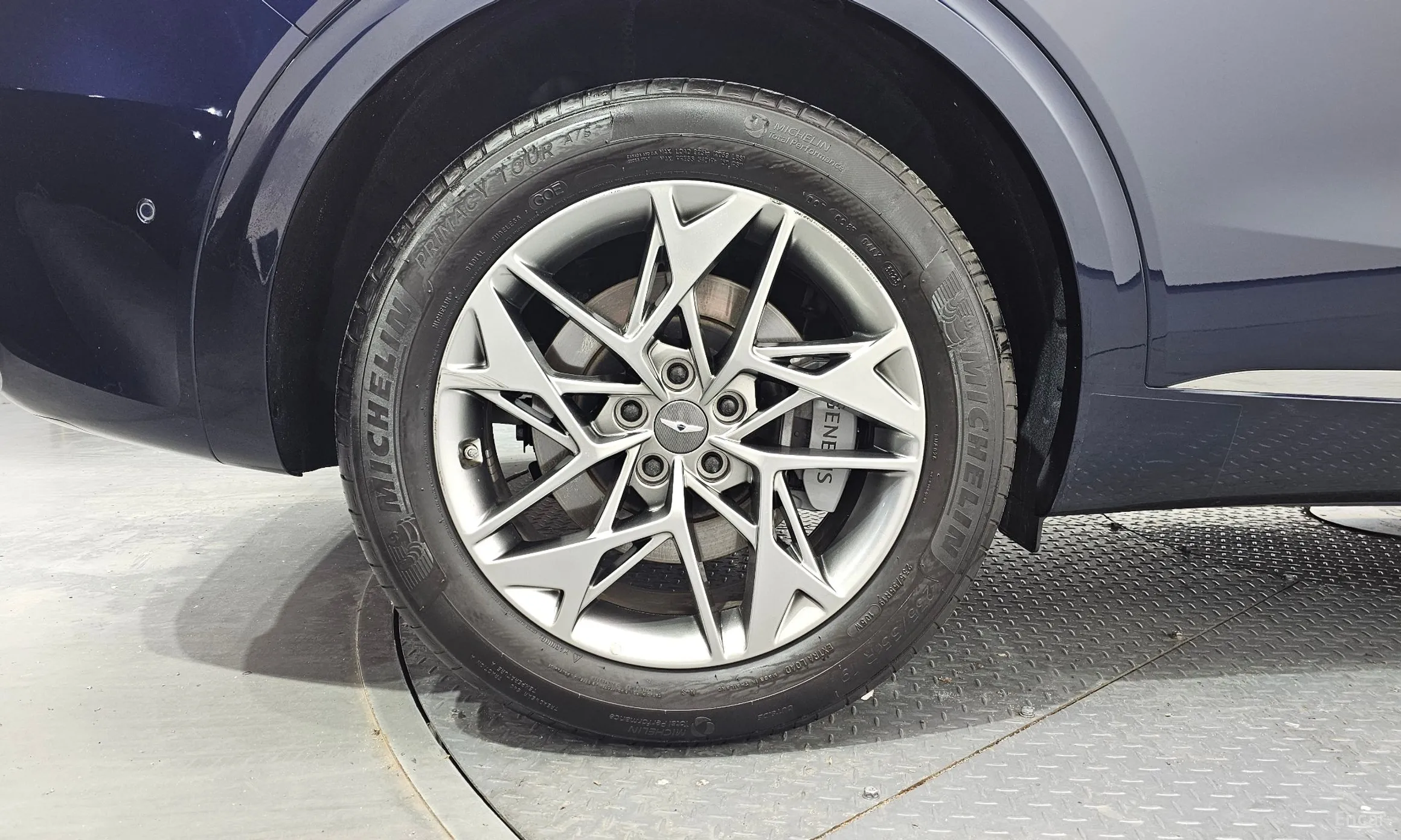 Genesis GV70 превью 5