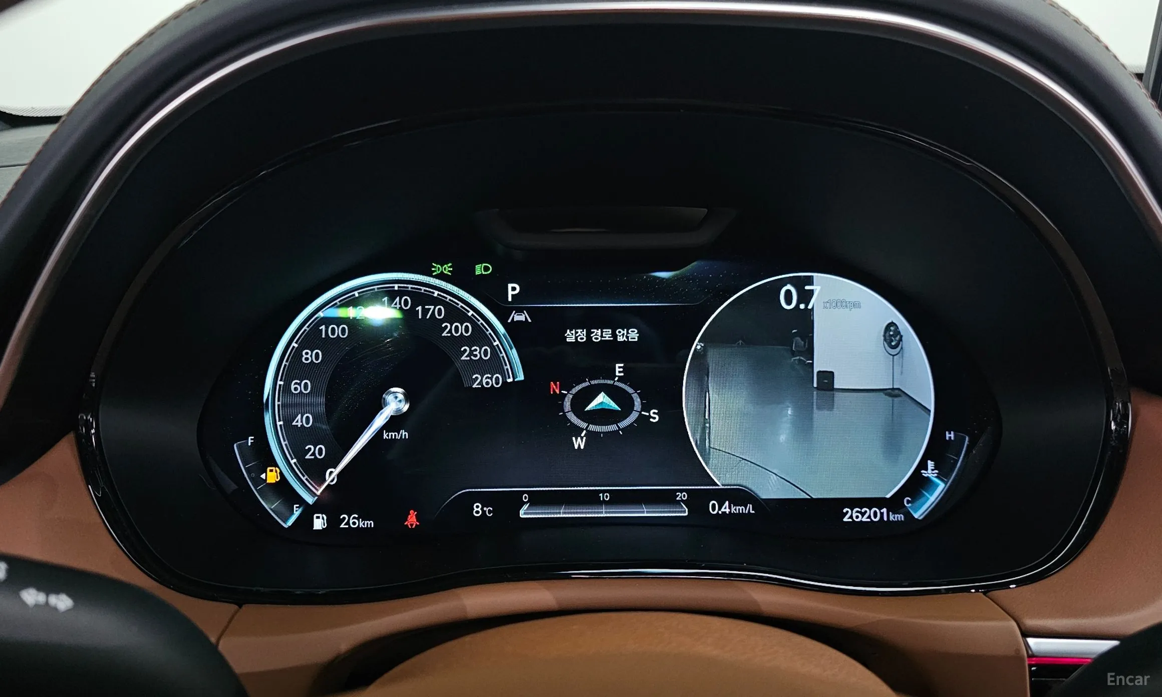 Genesis GV70 превью 8