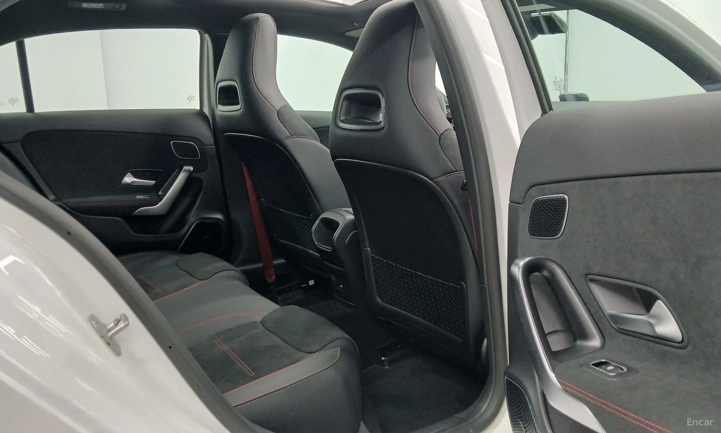Mercedes Benz A-Class W177 превью 10