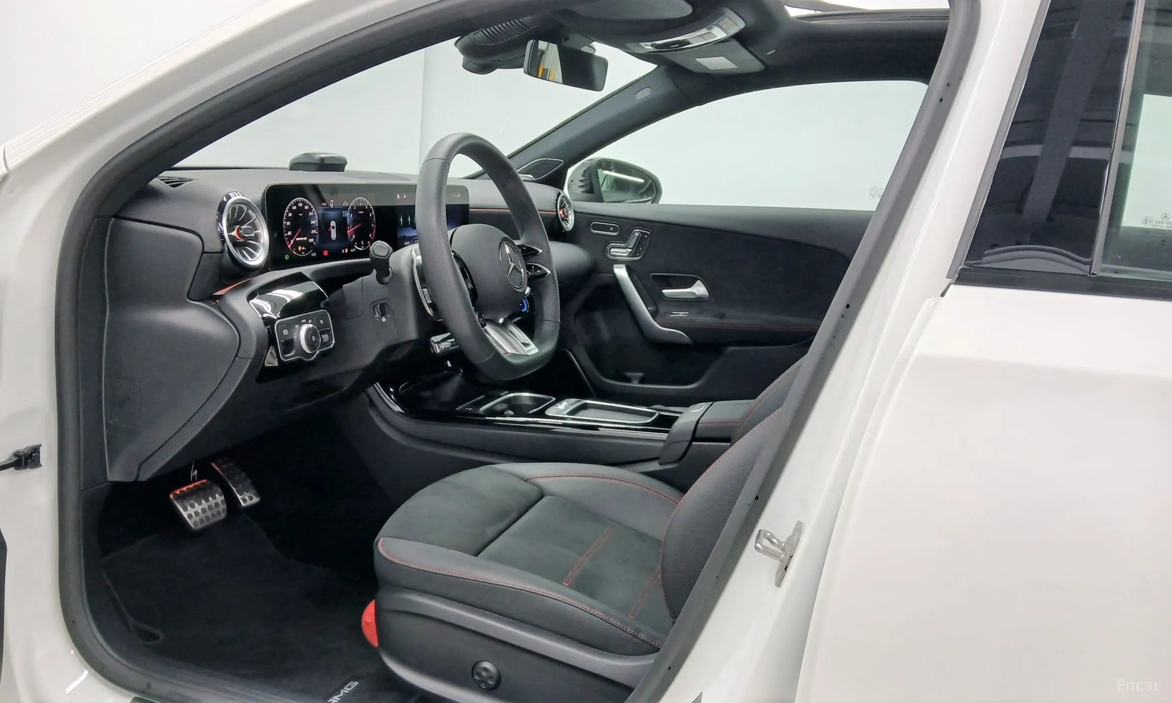 Mercedes Benz A-Class W177 превью 9