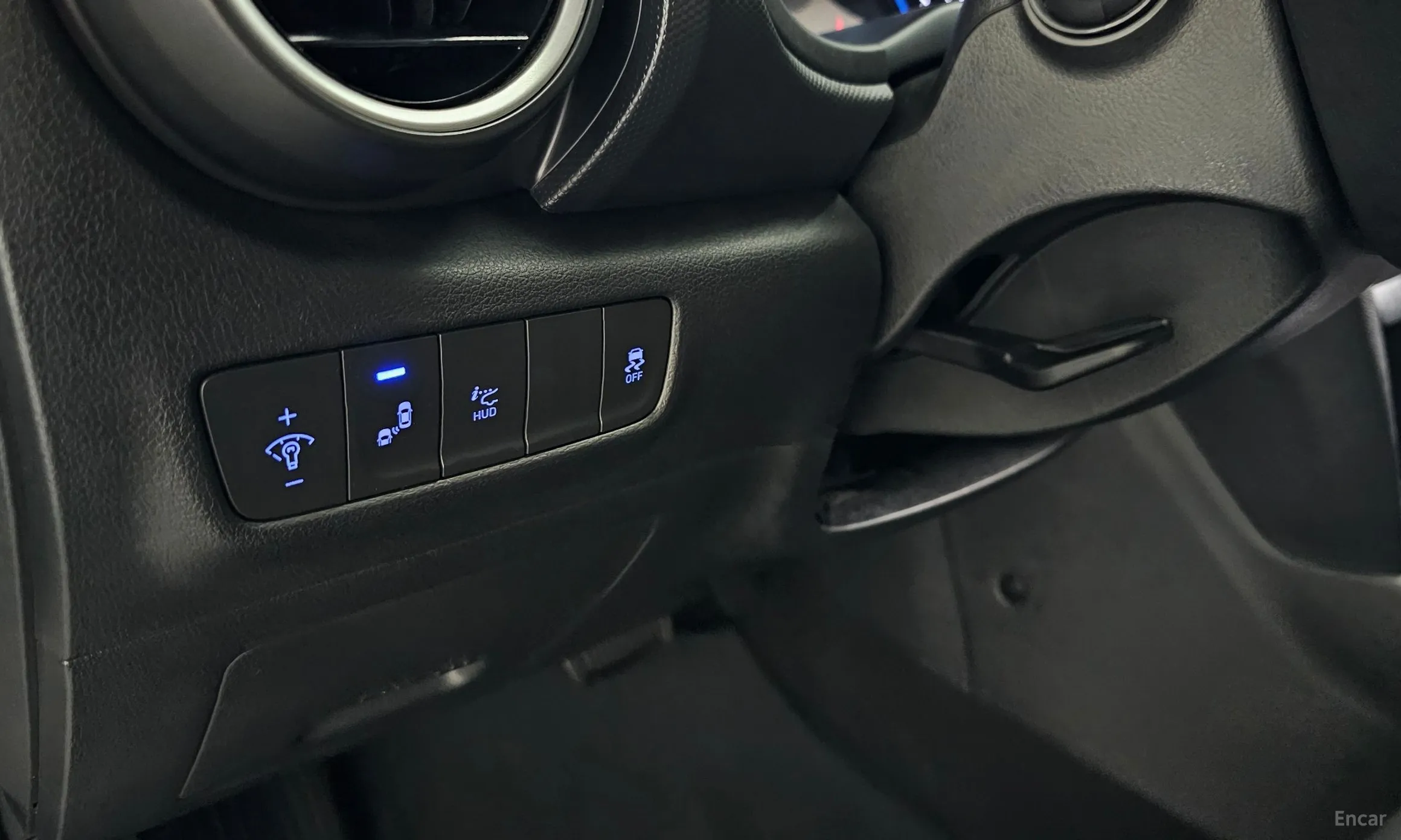 Hyundai Kona превью 13
