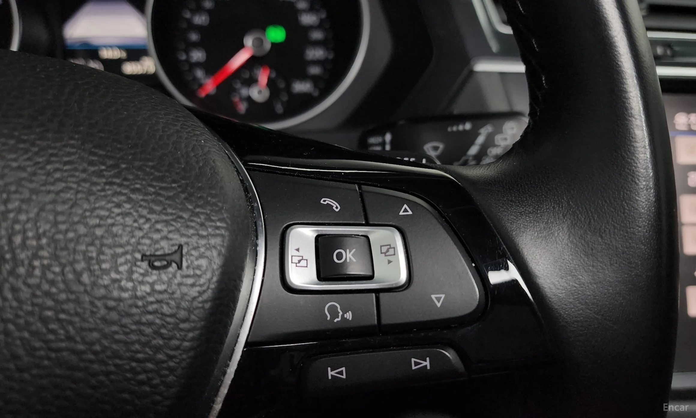 Volkswagen Tiguan 2nd Generation превью 15