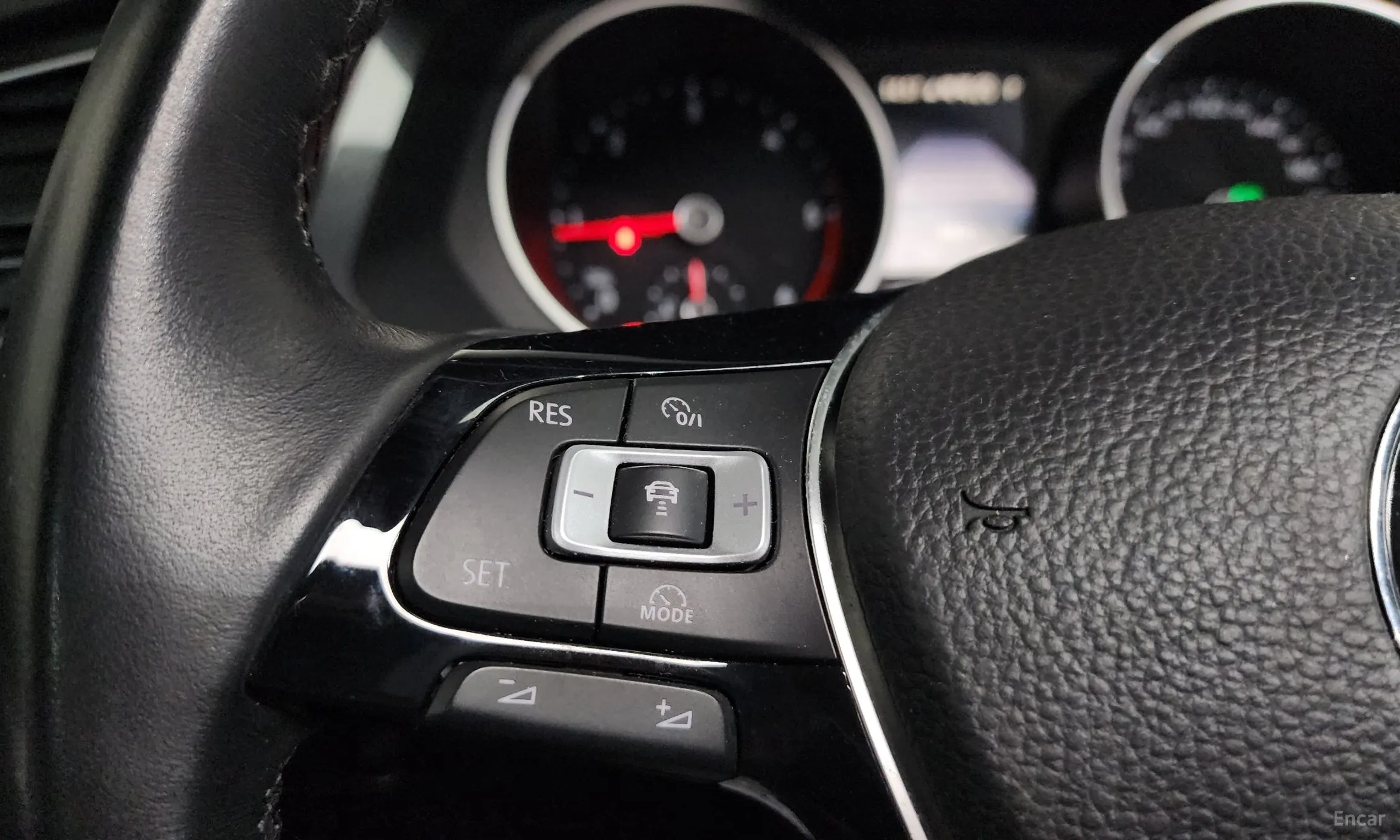 Volkswagen Tiguan 2nd Generation превью 16