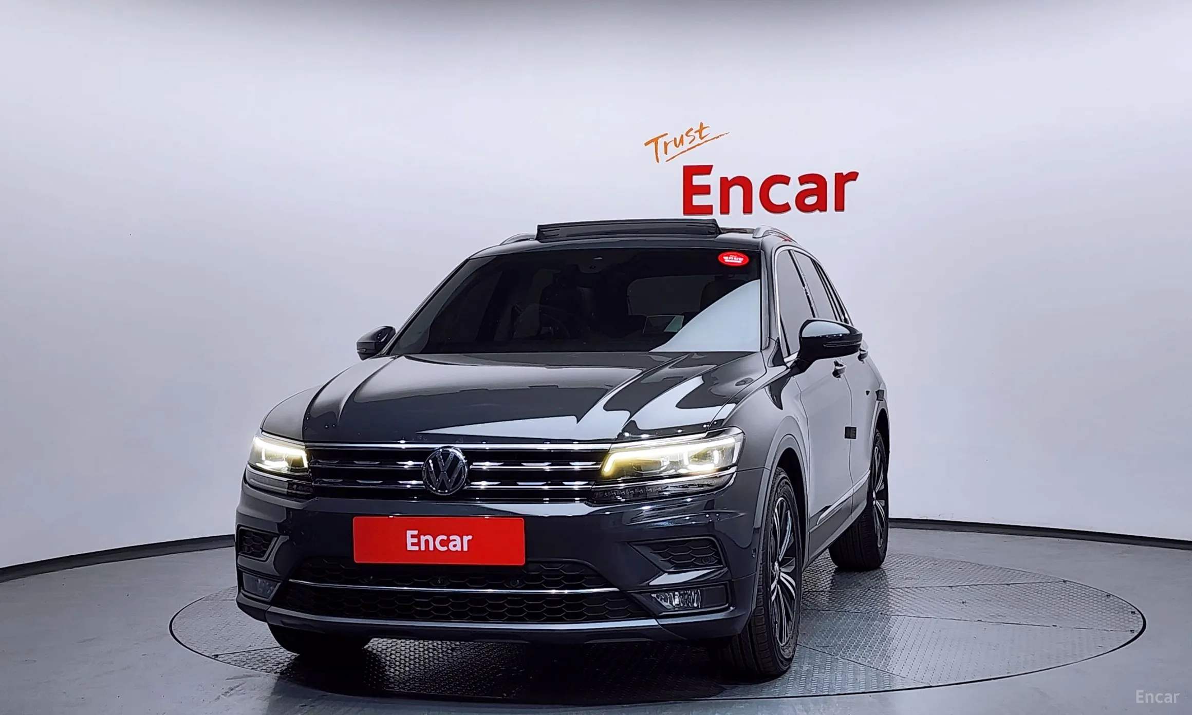 Volkswagen Tiguan 2nd Generation превью 3