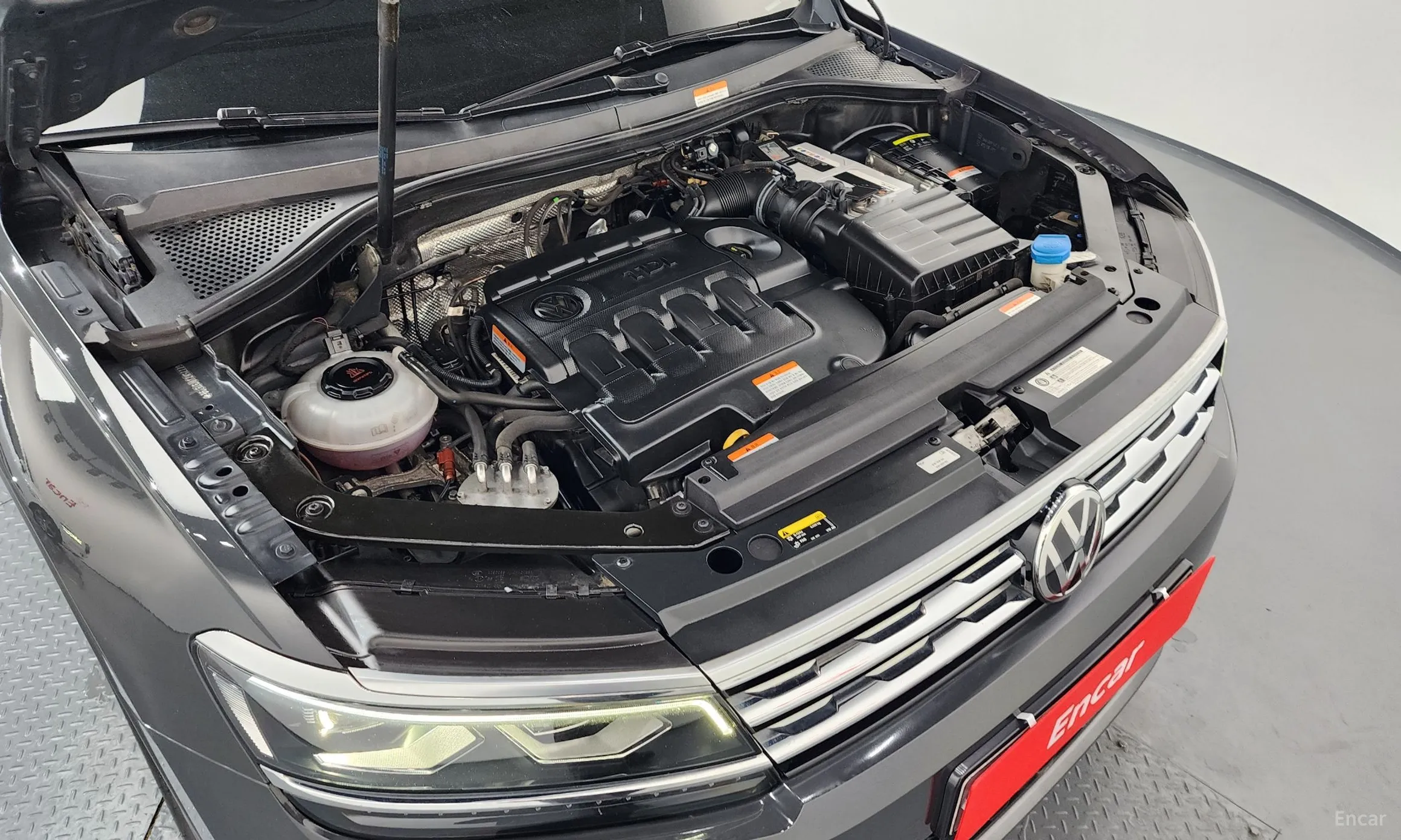 Volkswagen Tiguan 2nd Generation превью 6