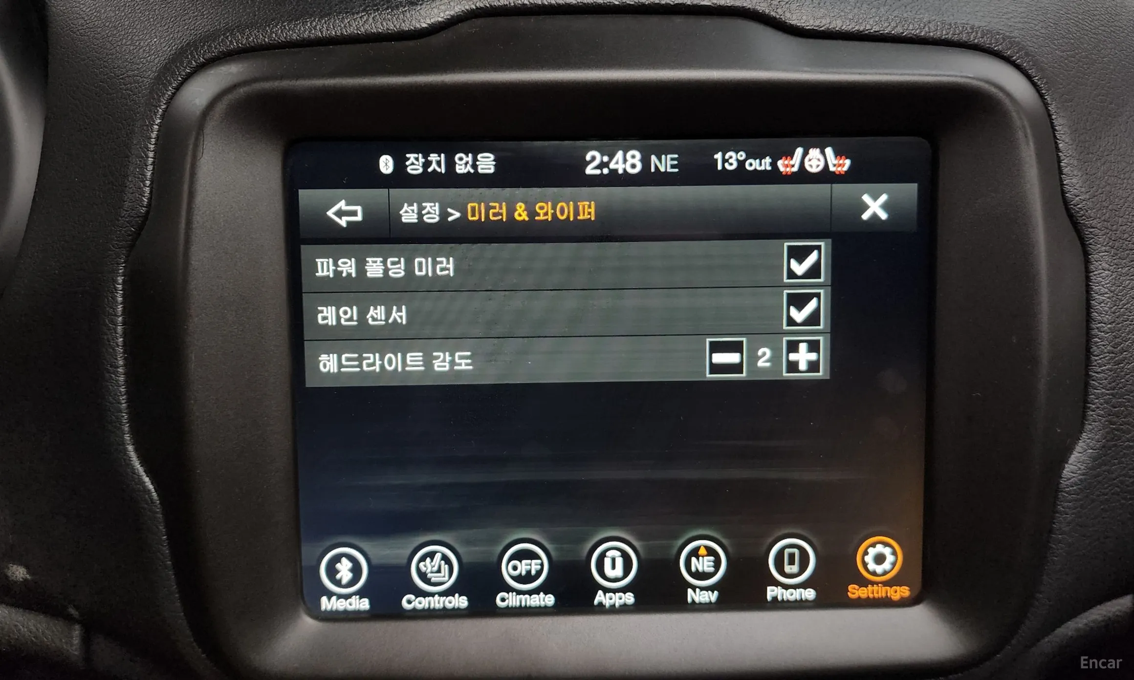 Jeep Renegade превью 17