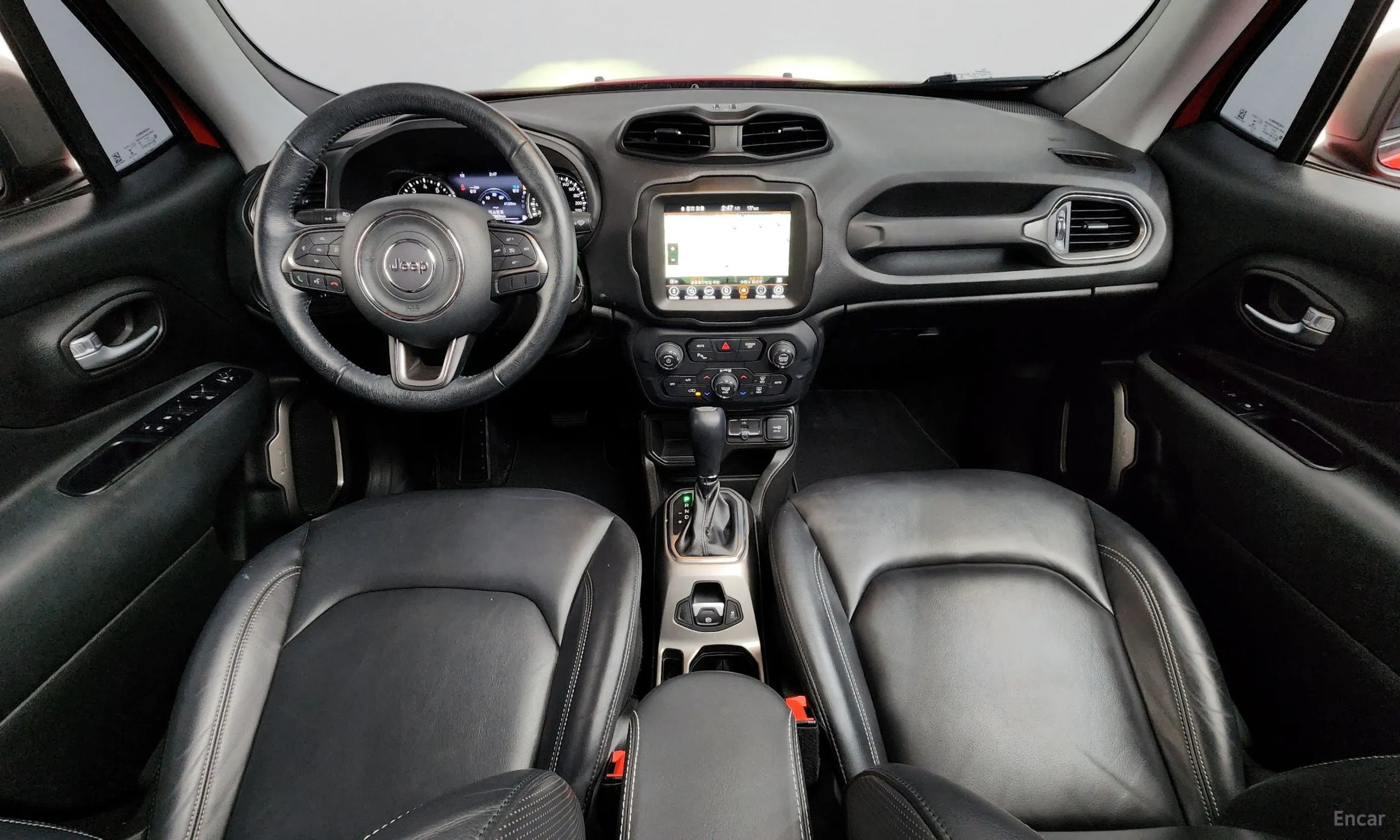 Jeep Renegade превью 7