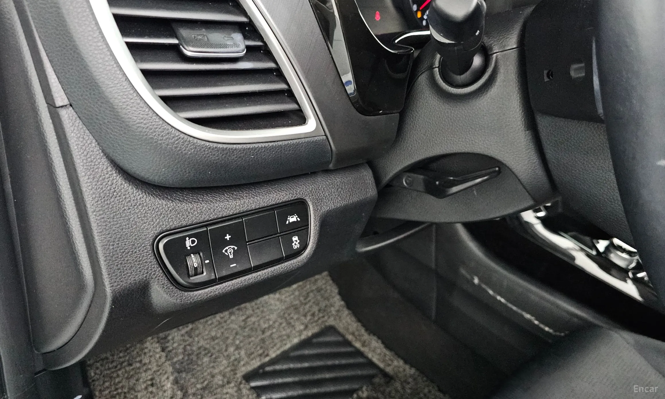 Kia Seltos превью 19