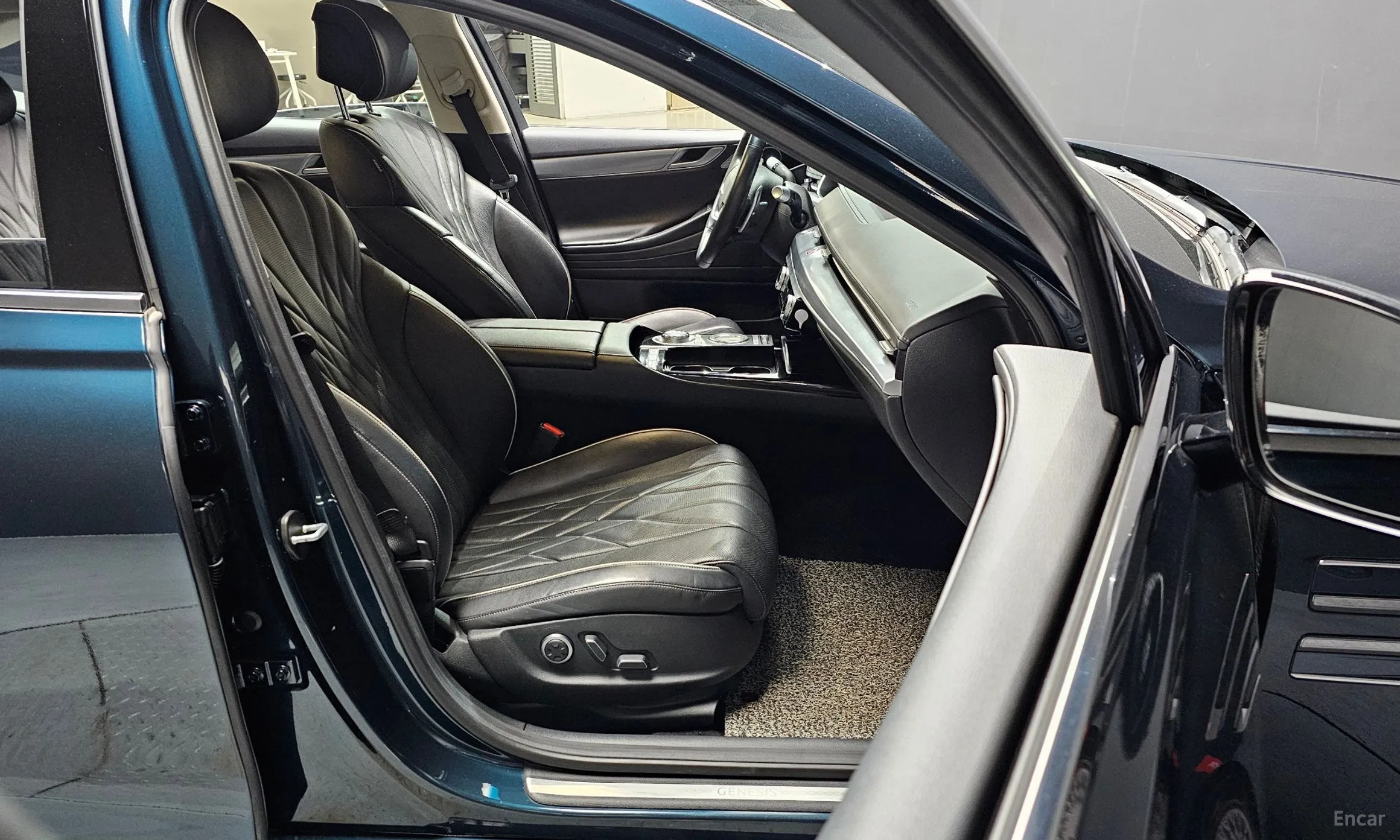 Genesis G80 (RG3) превью 10